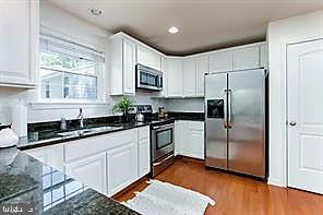 THOMPSON FARMS - Residential