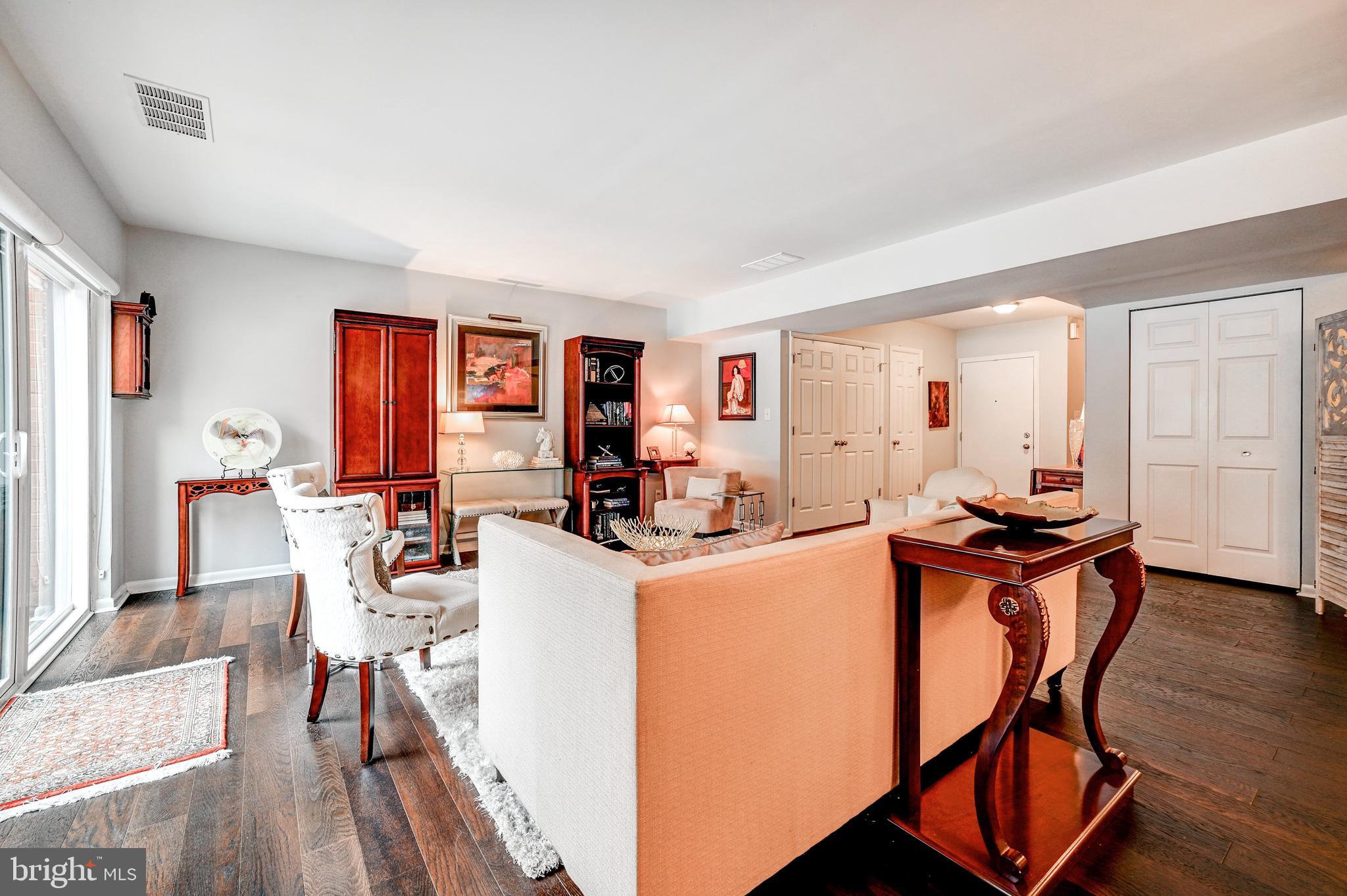 DEERFOX - Residential