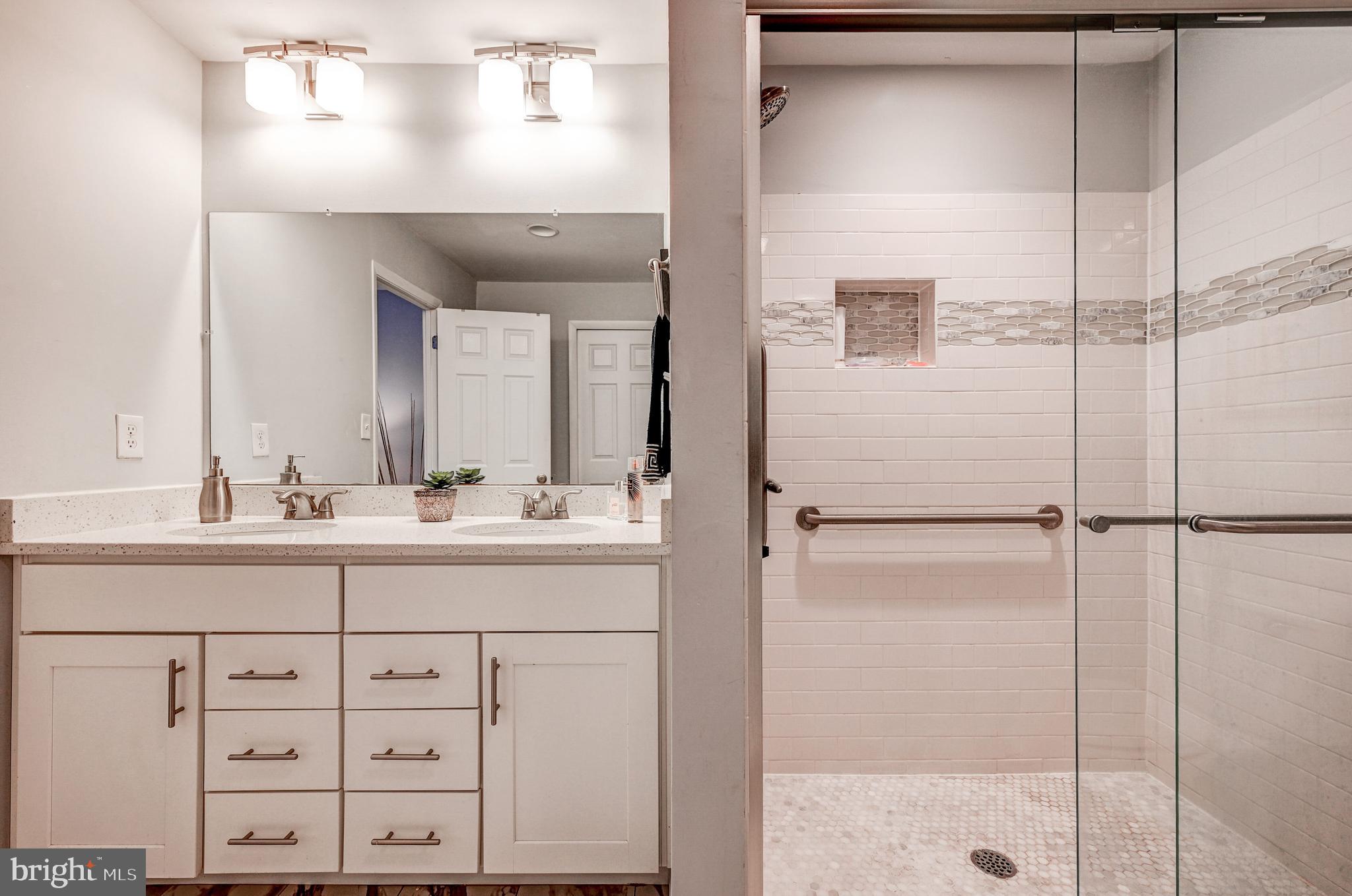 DEERFOX - Residential