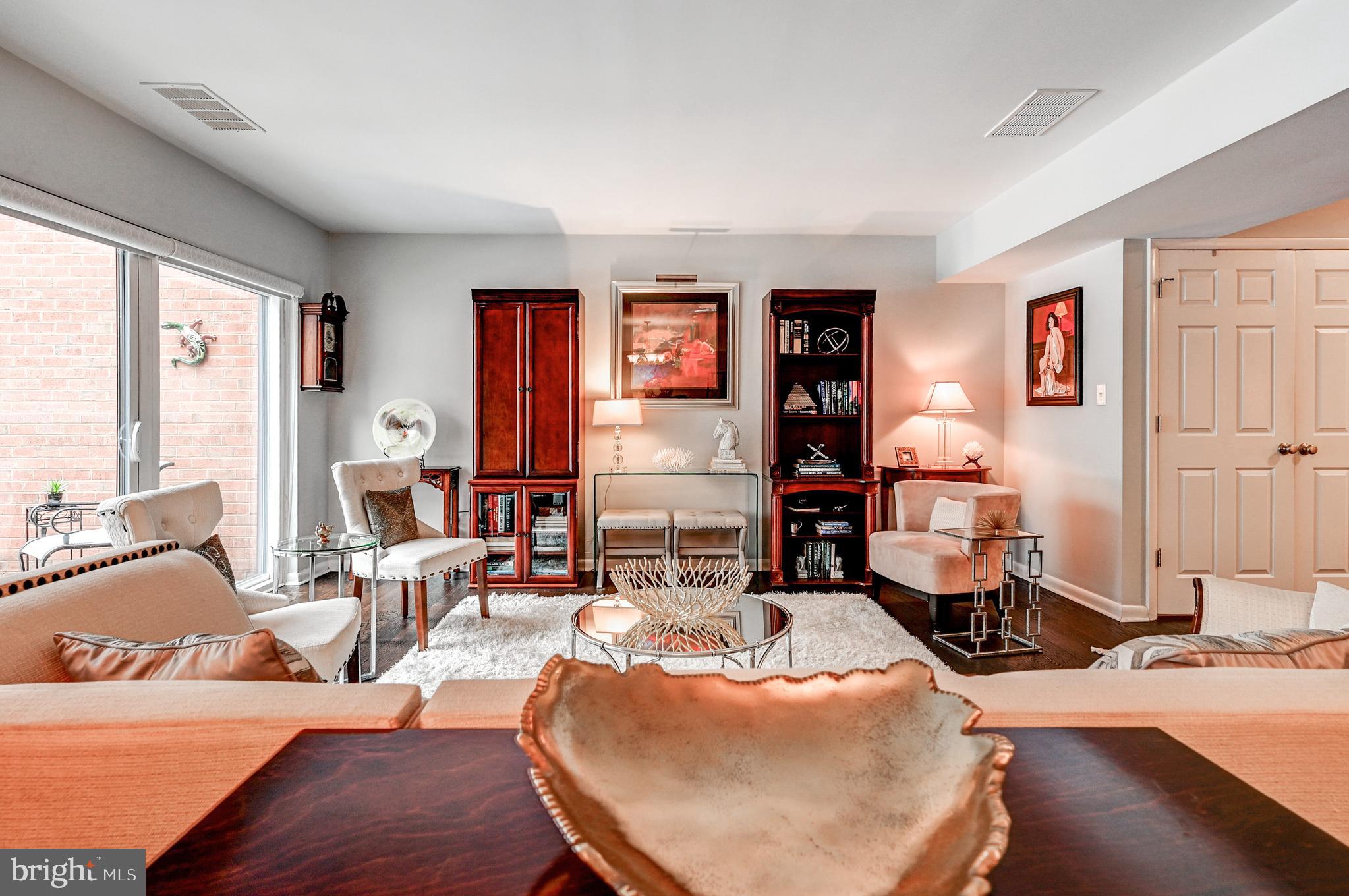 DEERFOX - Residential