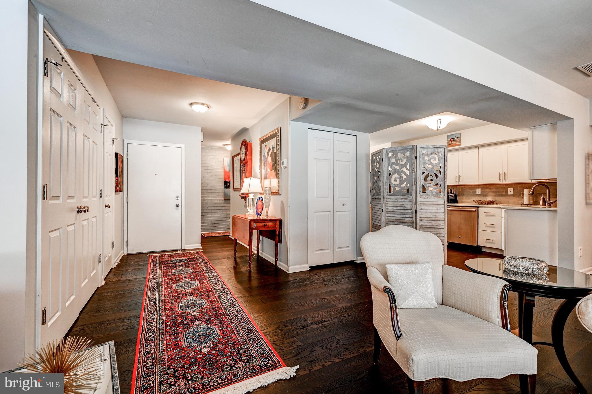 DEERFOX - Residential