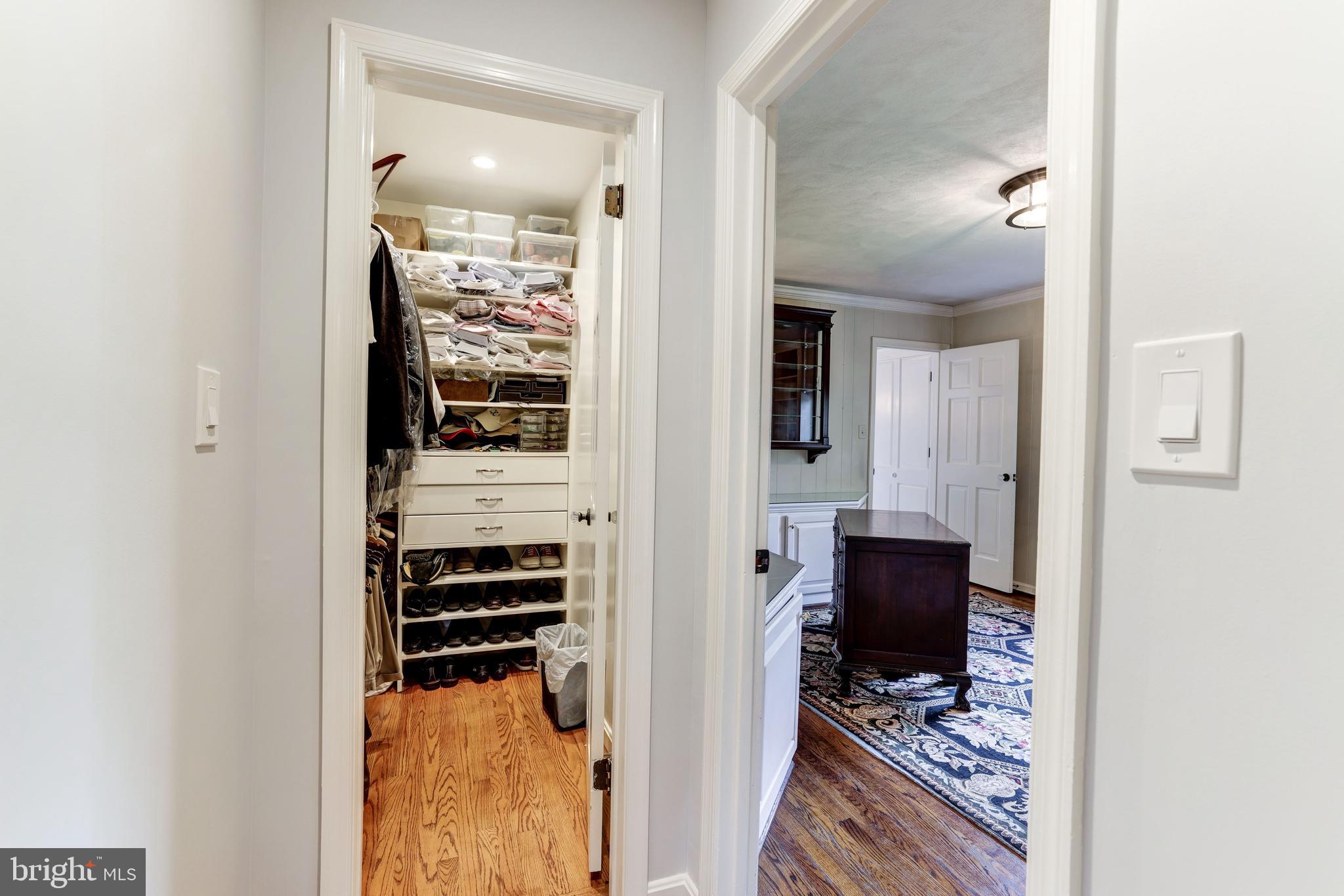 SAVILE MANOR - Residential