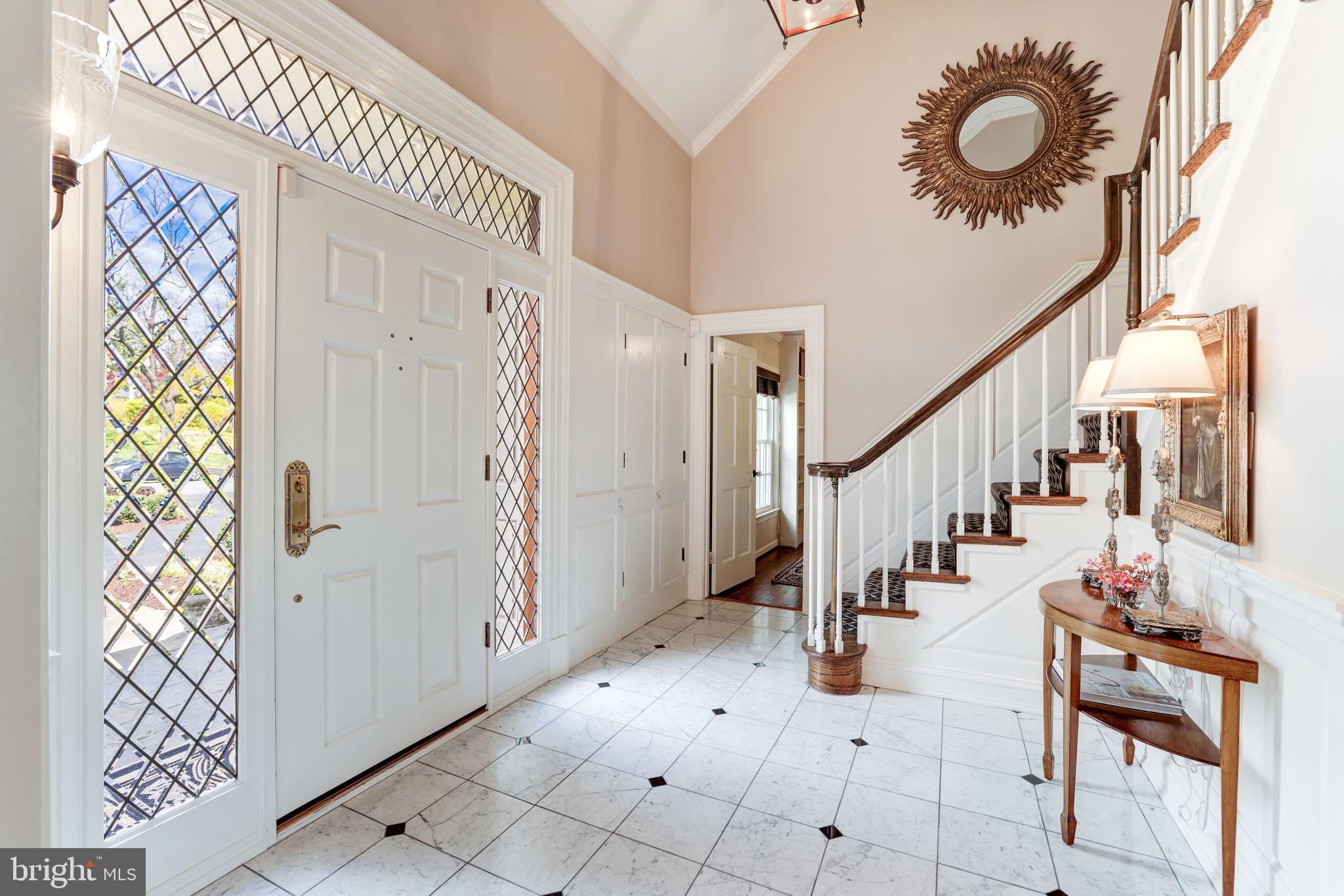 SAVILE MANOR - Residential