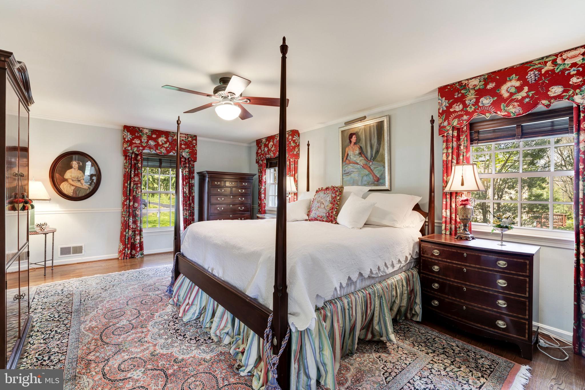 SAVILE MANOR - Residential