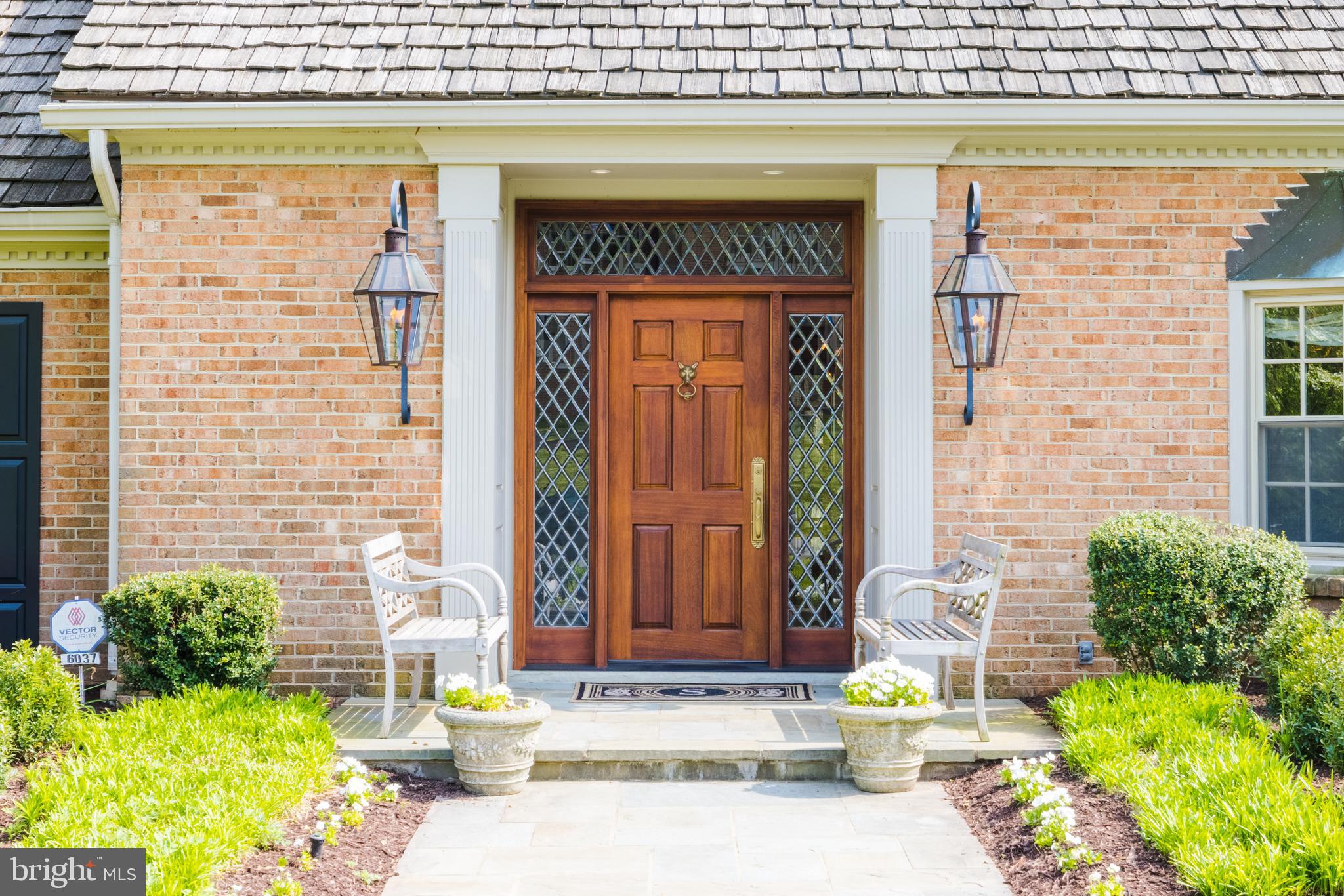 SAVILE MANOR - Residential