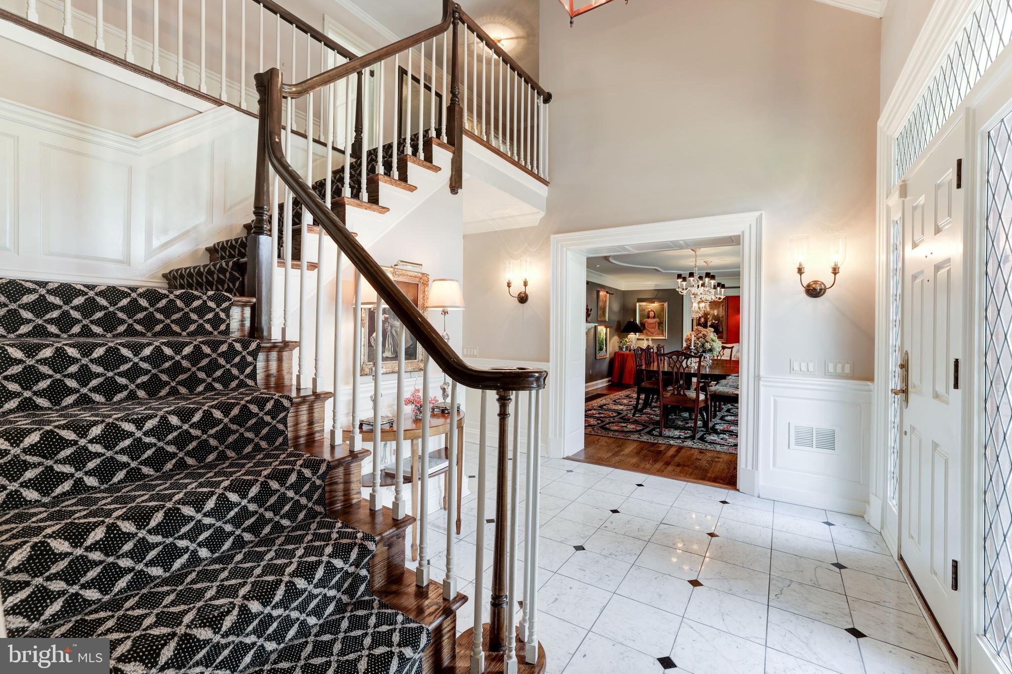 SAVILE MANOR - Residential