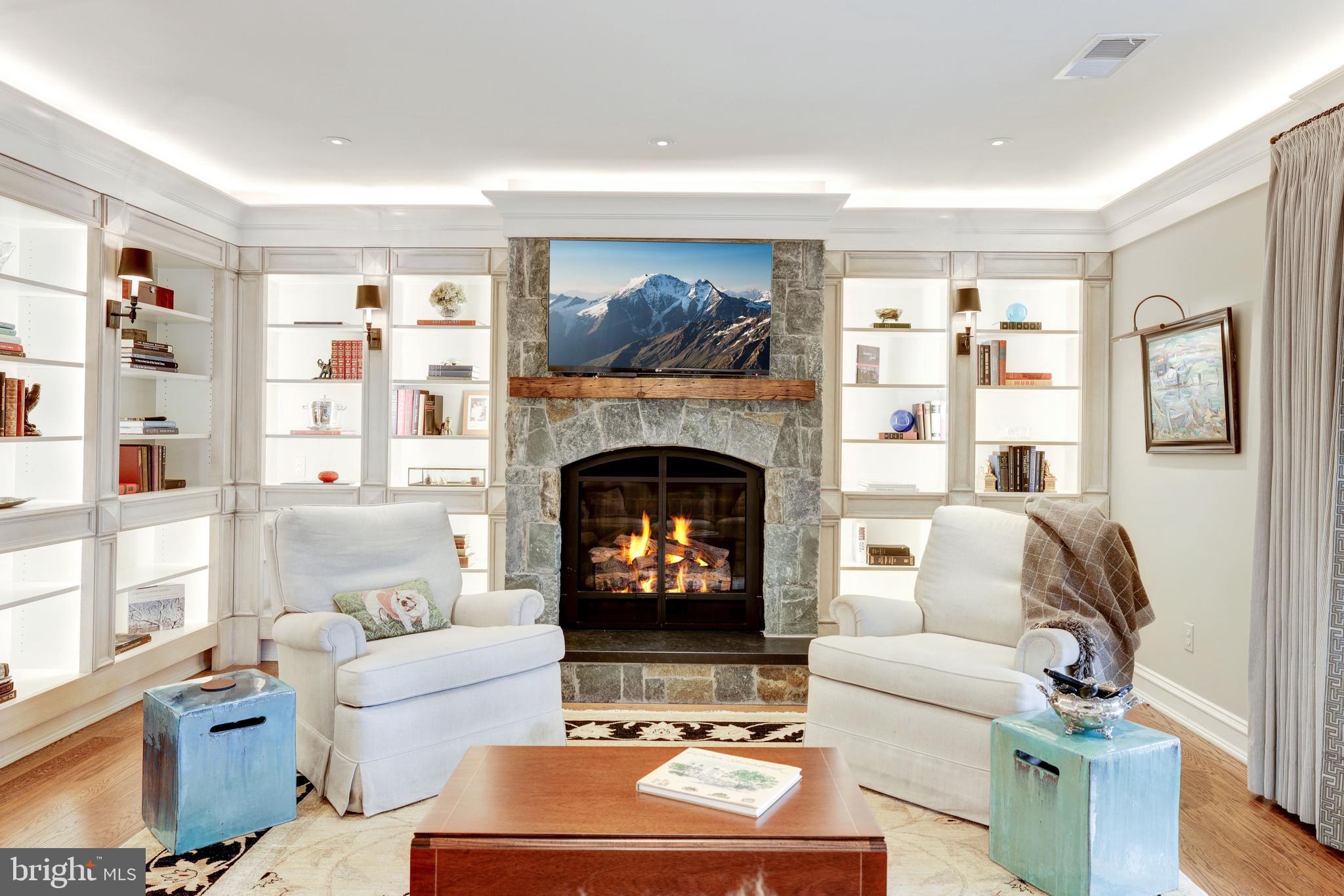 SAVILE MANOR - Residential