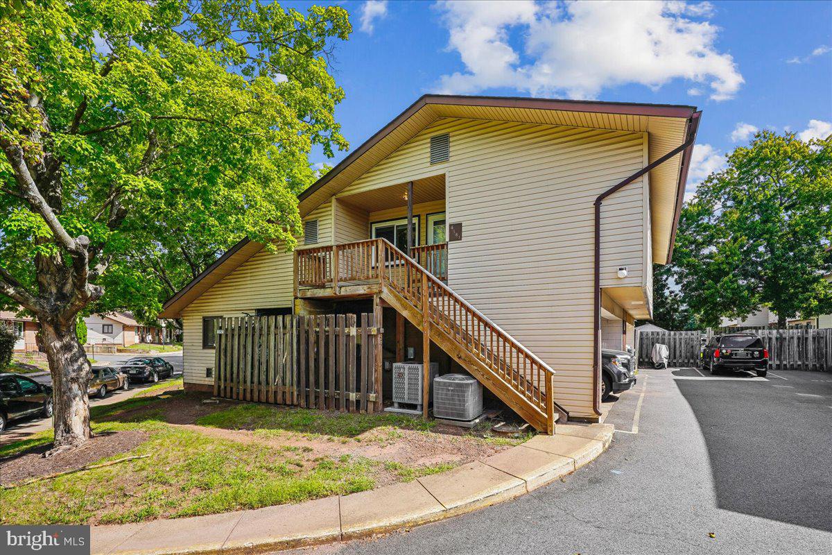 4181 MEADOWLAND COURT