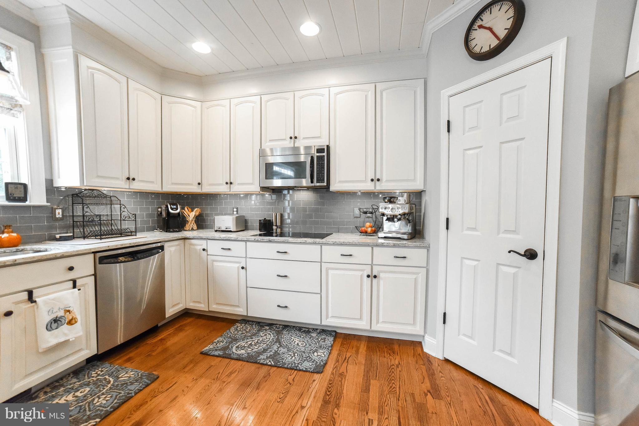 ARROWHEAD - Residential