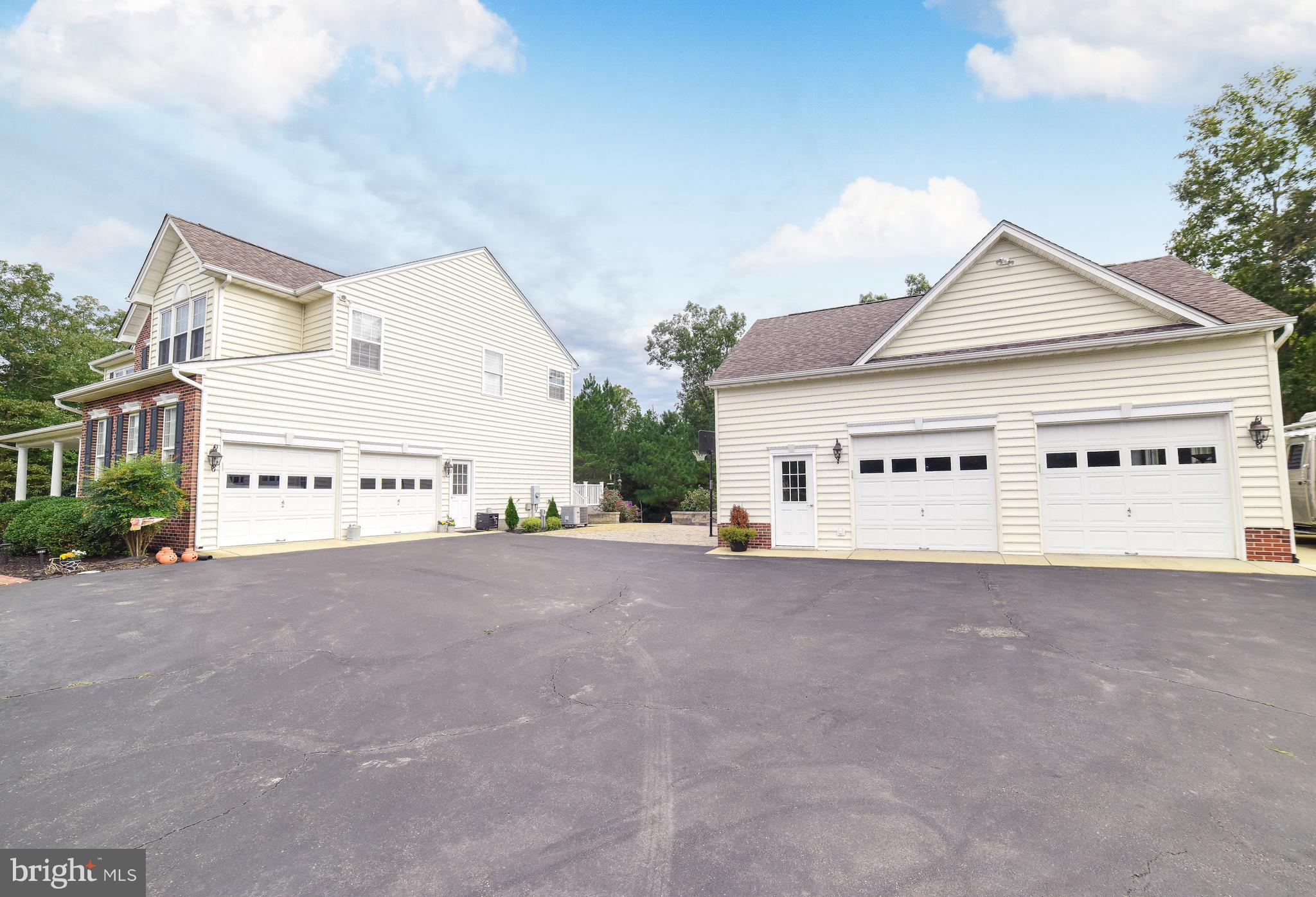 ARROWHEAD - Residential