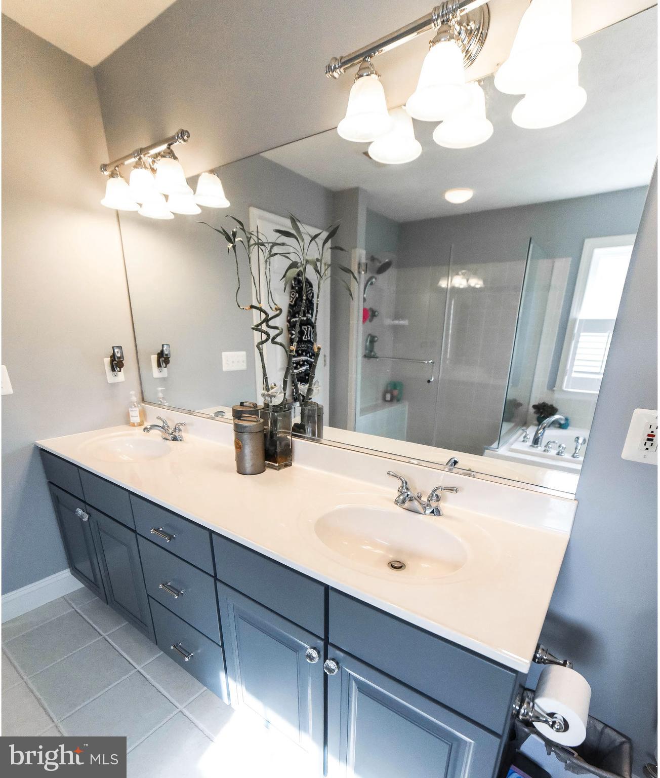 ARROWHEAD - Residential