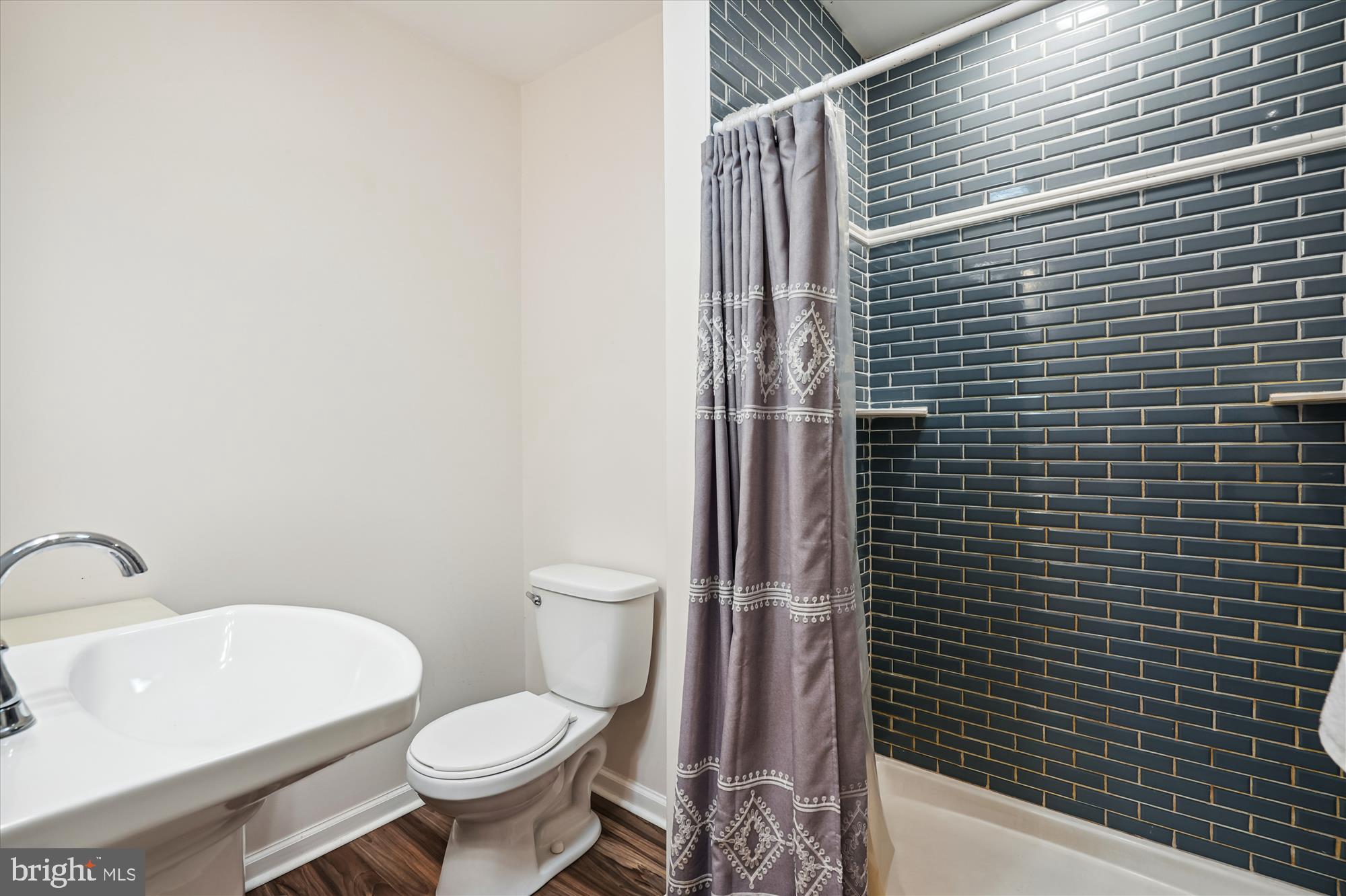 HISTORIC DISTRICT - WEST END - Residential