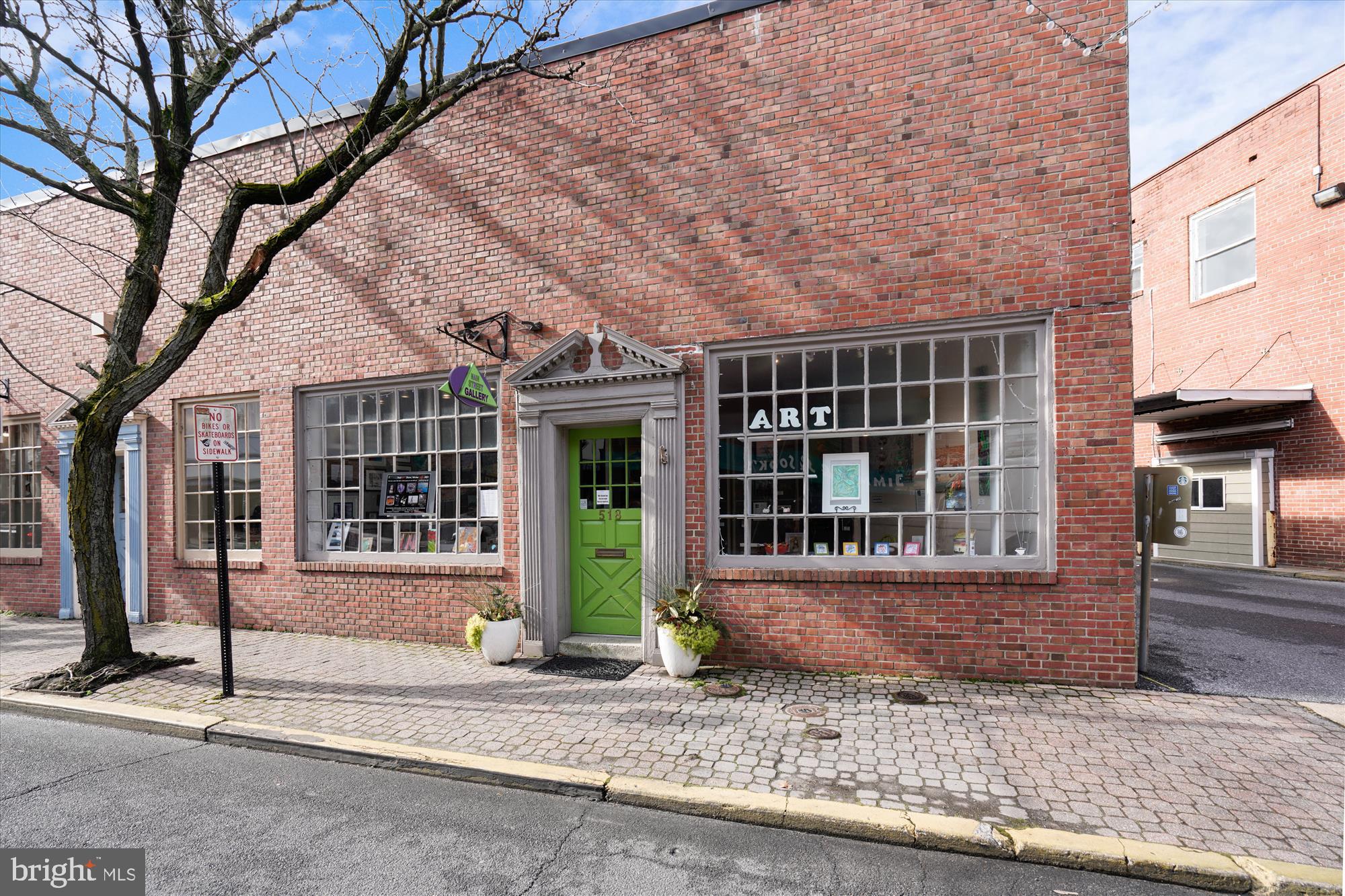 HISTORIC DISTRICT - WEST END - Residential