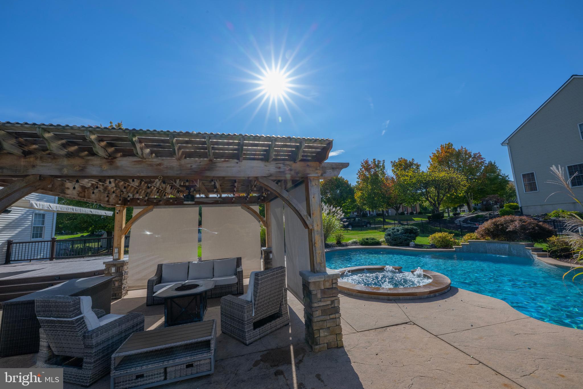 SUNRISE VALLEY - Residential