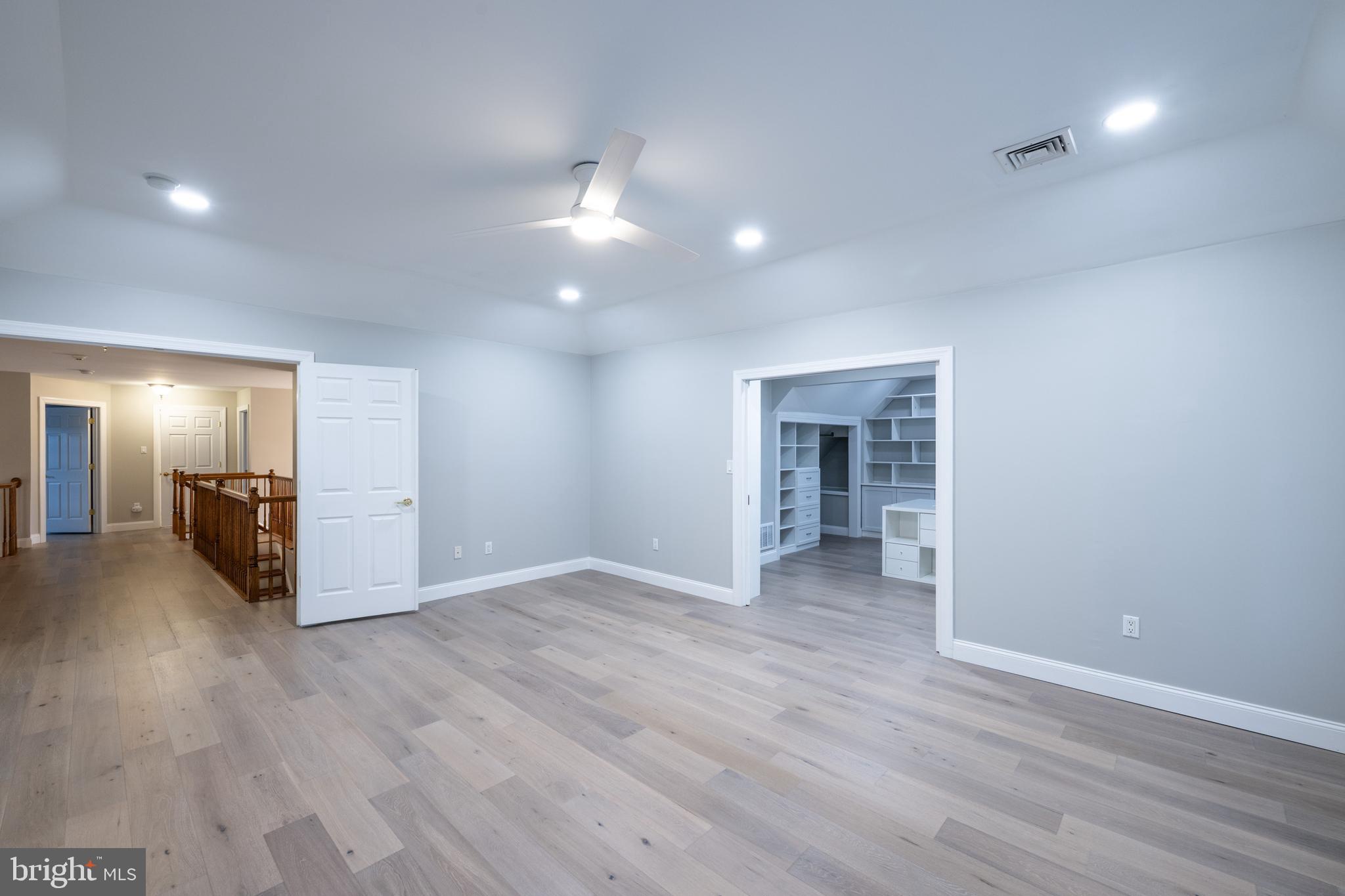 SUNRISE VALLEY - Residential