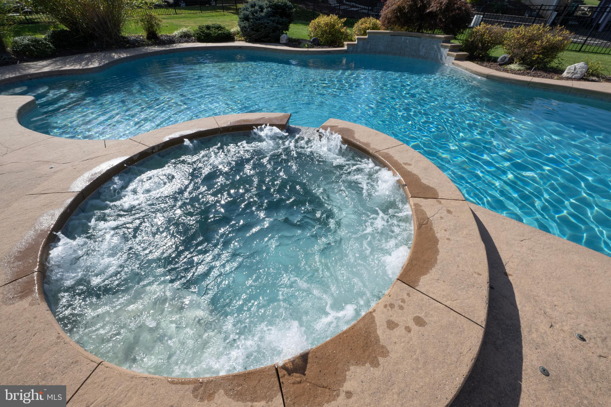 SUNRISE VALLEY - Residential