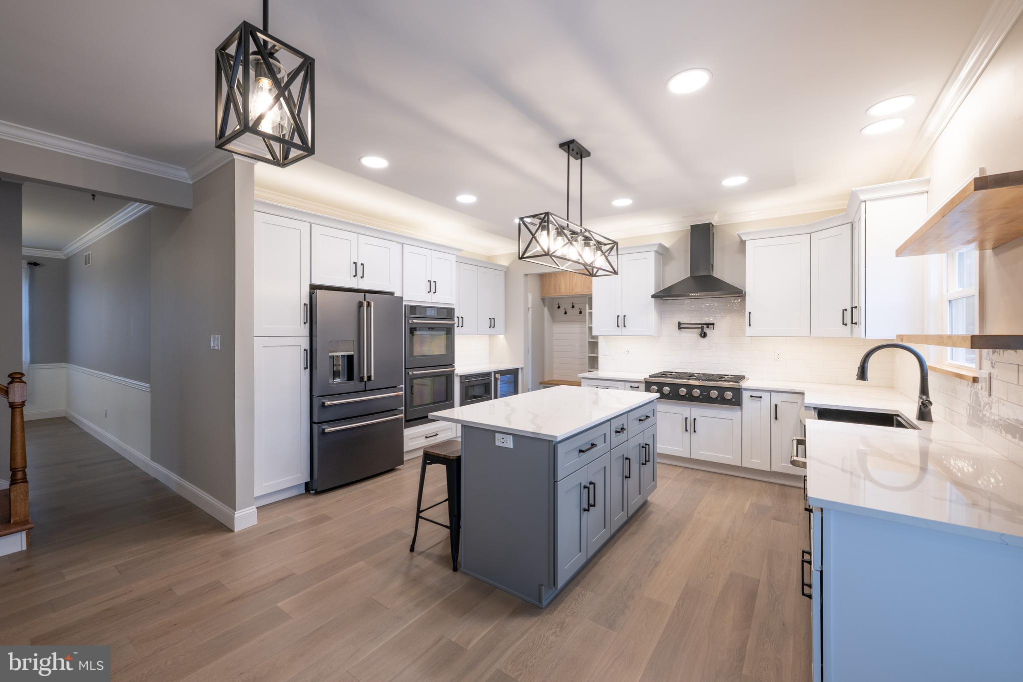 SUNRISE VALLEY - Residential