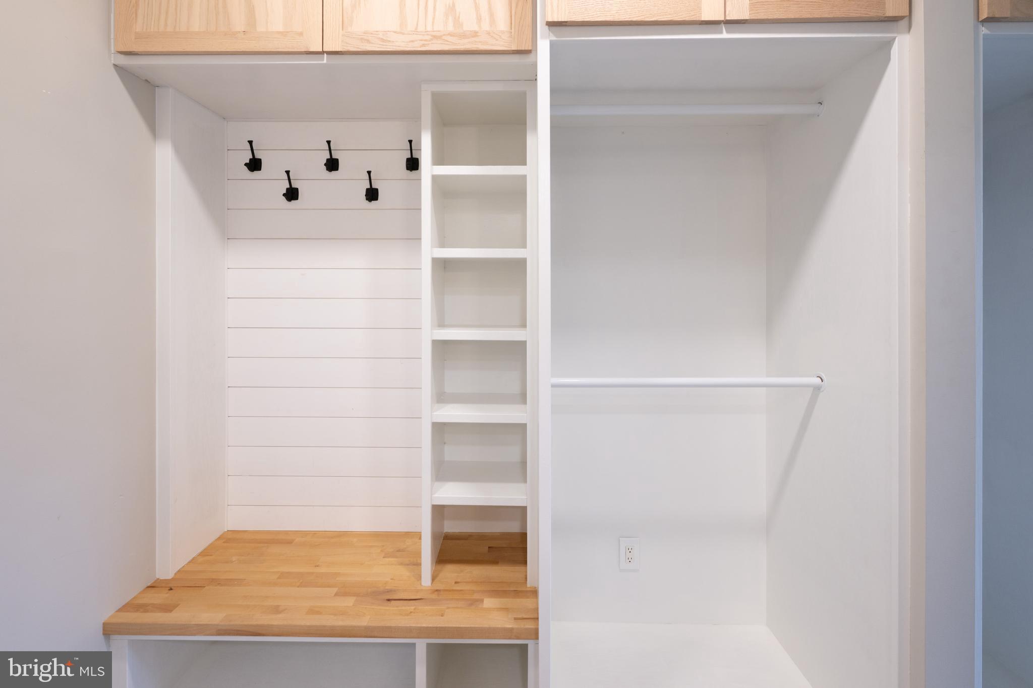 SUNRISE VALLEY - Residential