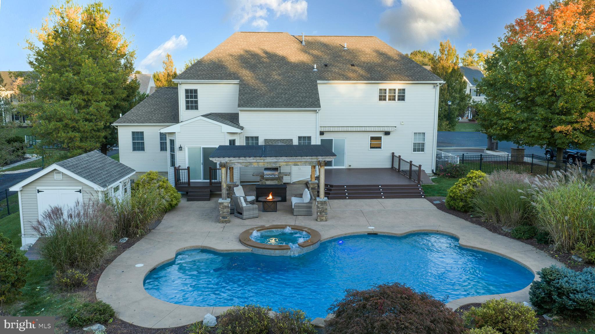 SUNRISE VALLEY - Residential