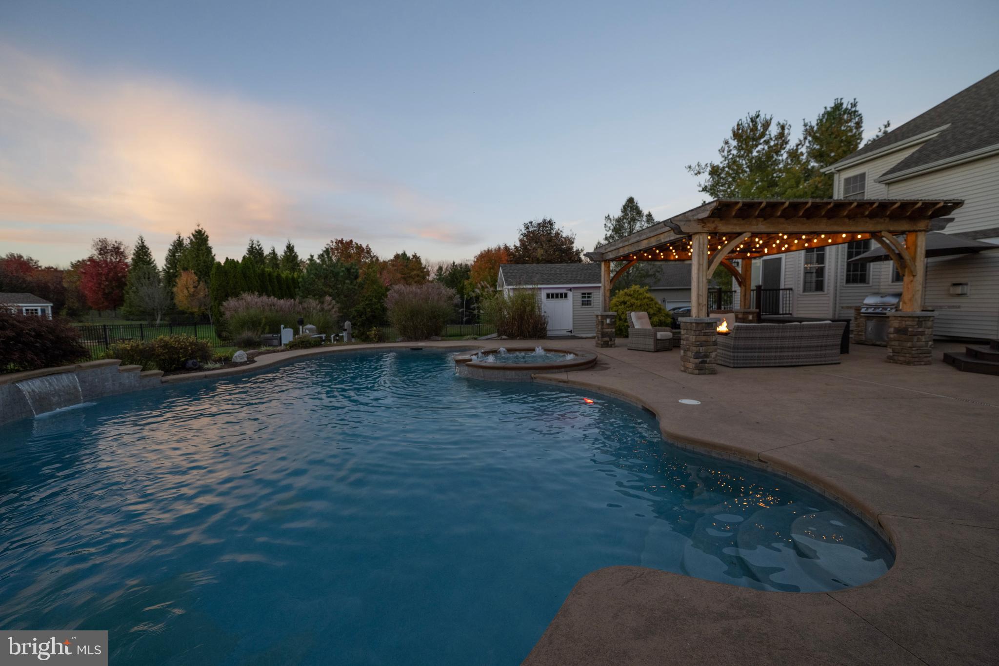 SUNRISE VALLEY - Residential