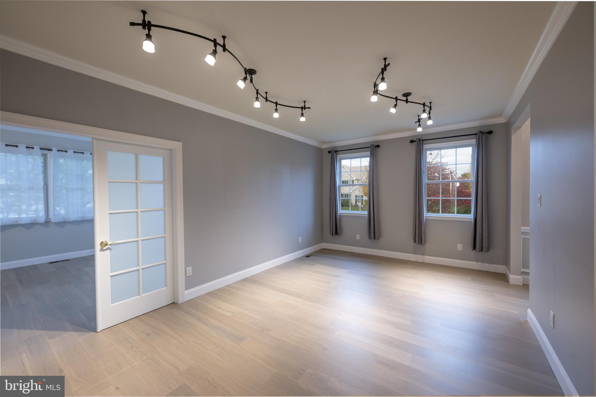 SUNRISE VALLEY - Residential