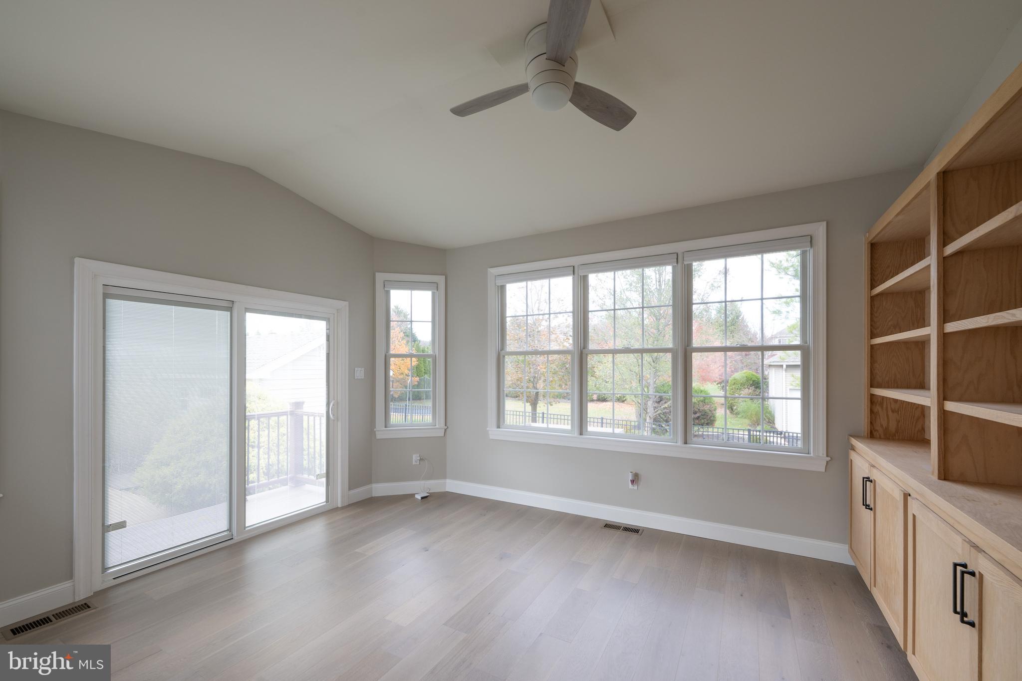 SUNRISE VALLEY - Residential