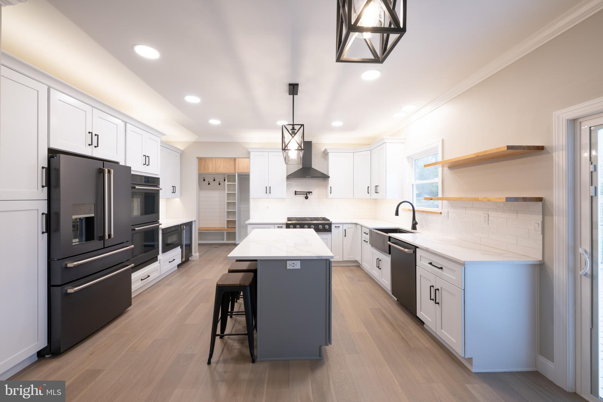 SUNRISE VALLEY - Residential