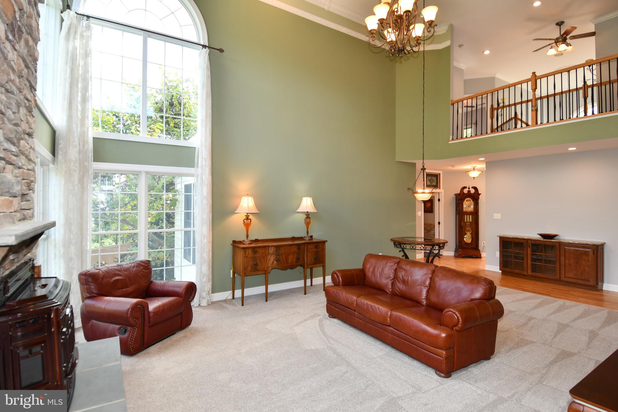 EAGLE POINTE - Residential