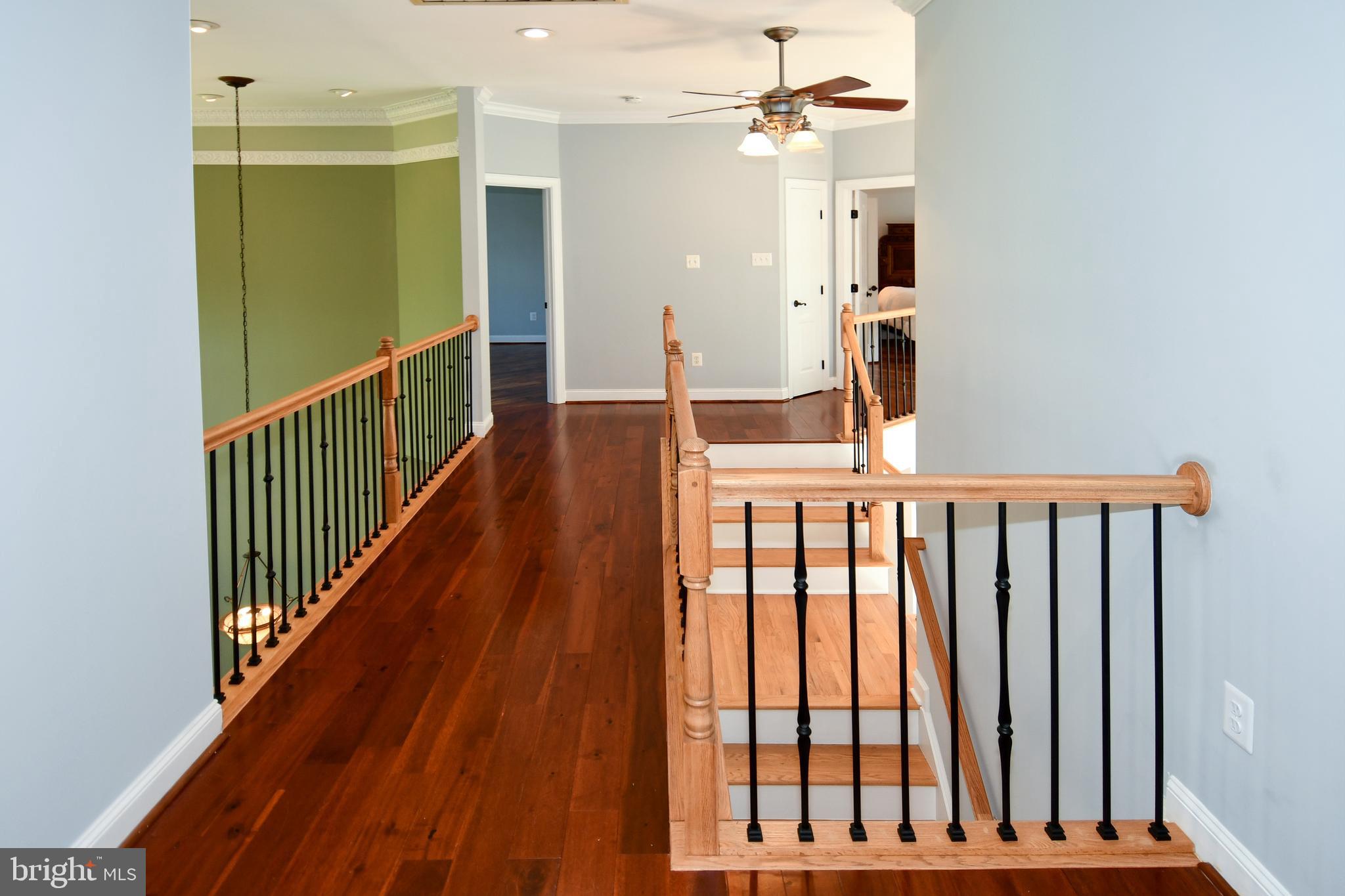 EAGLE POINTE - Residential