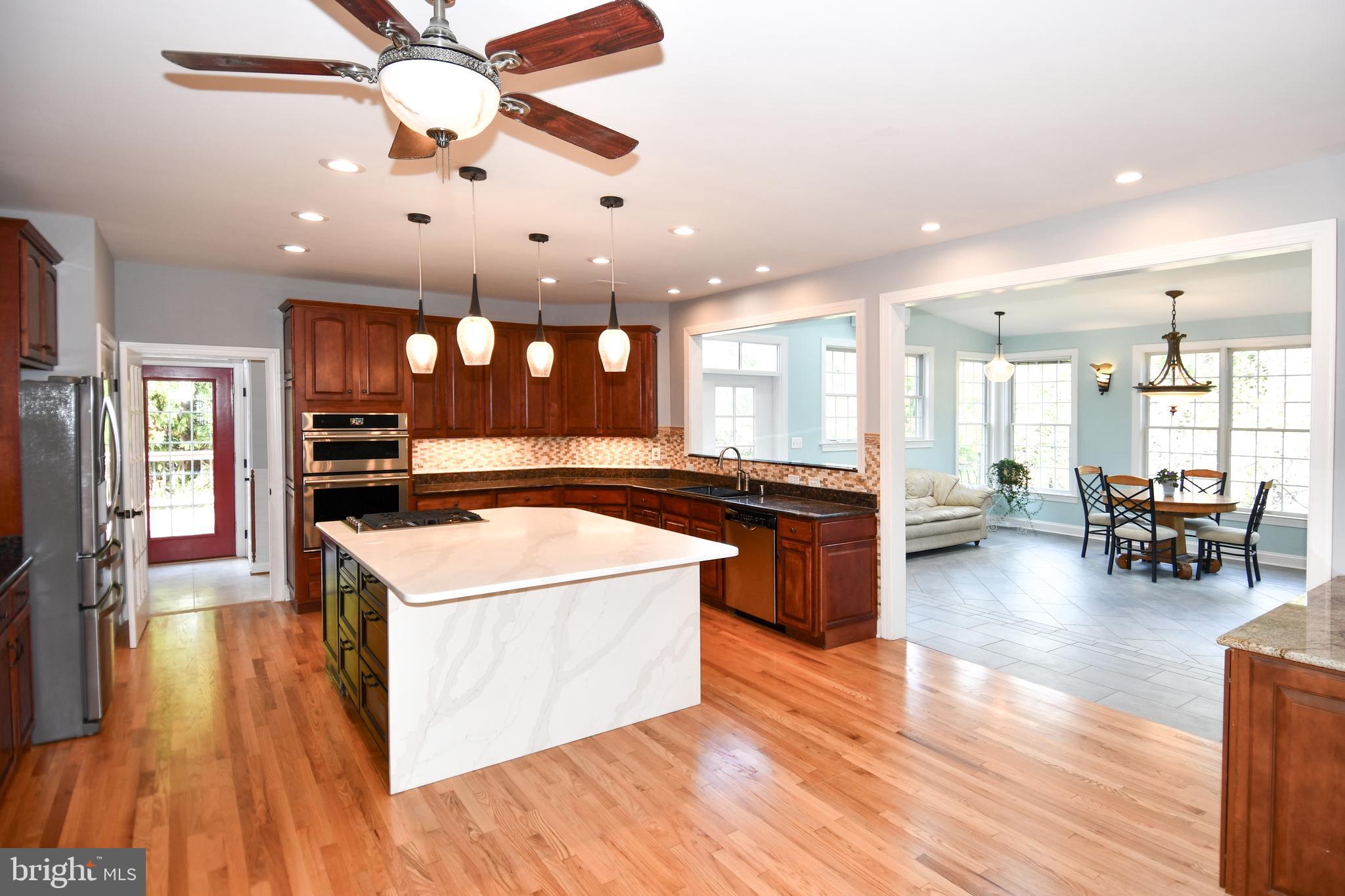 EAGLE POINTE - Residential