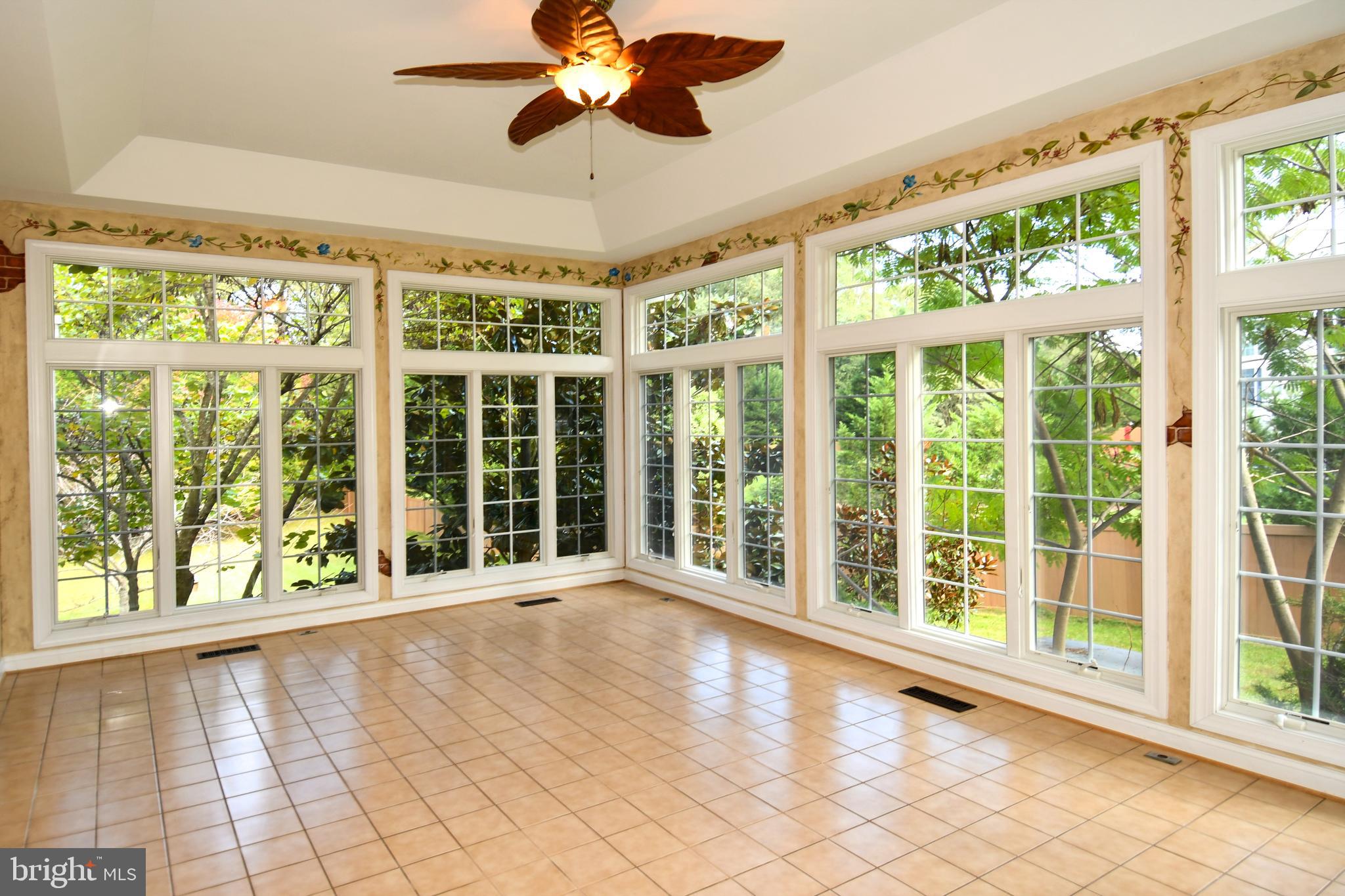 EAGLE POINTE - Residential