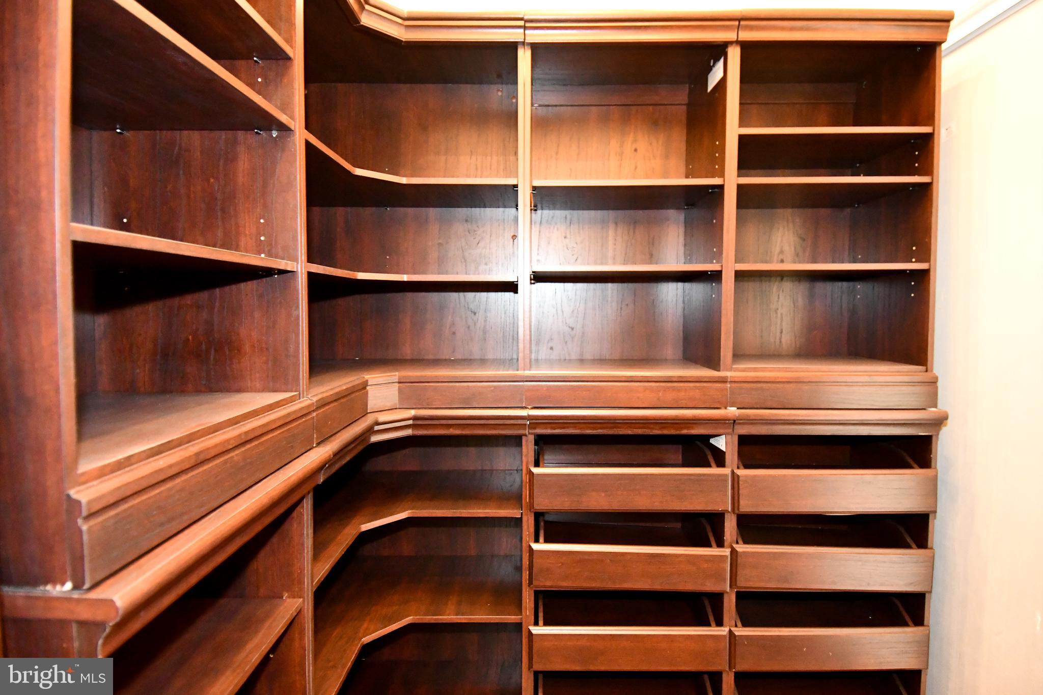 EAGLE POINTE - Residential