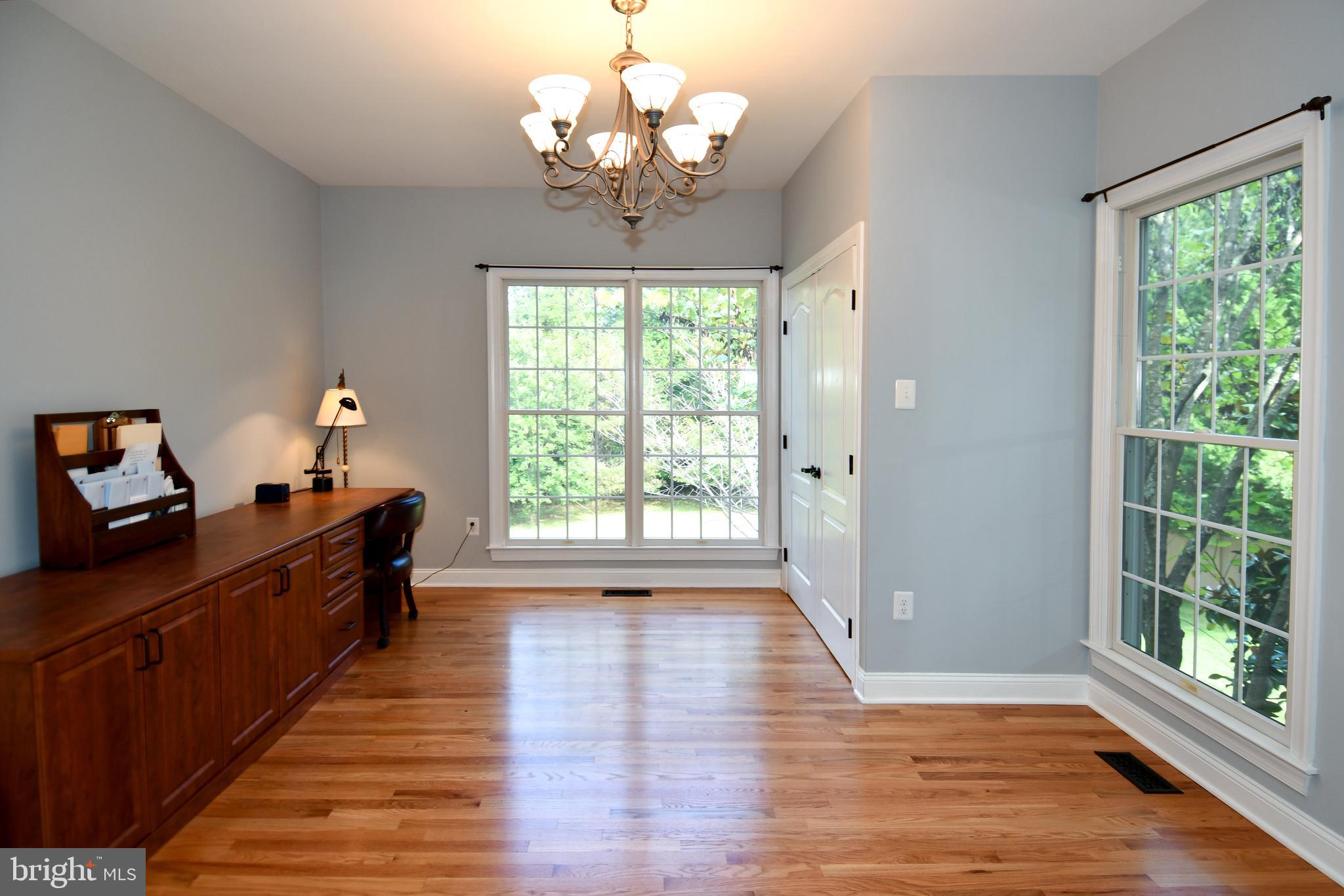 EAGLE POINTE - Residential