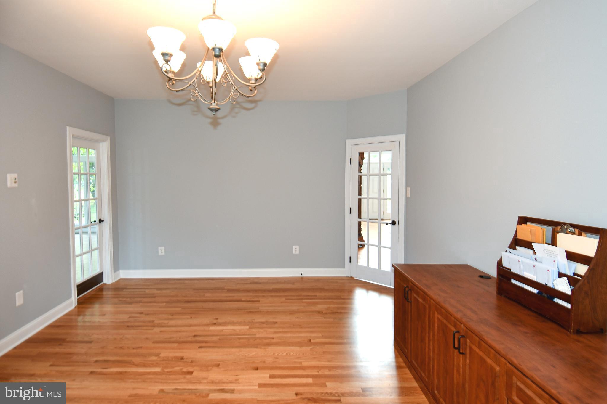 EAGLE POINTE - Residential