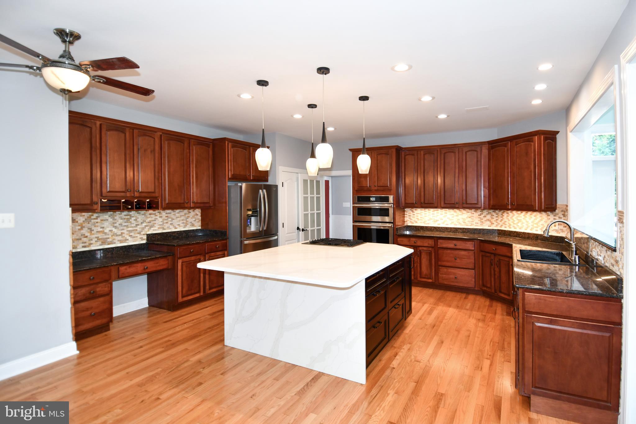 EAGLE POINTE - Residential