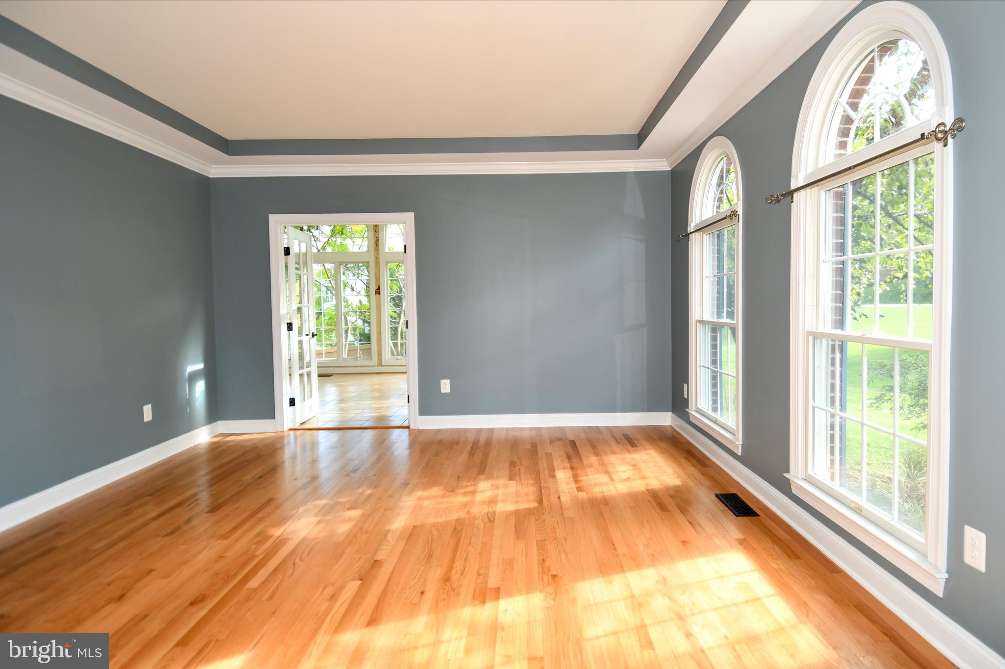 EAGLE POINTE - Residential