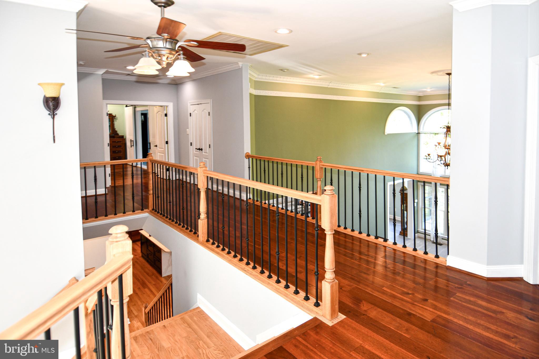 EAGLE POINTE - Residential