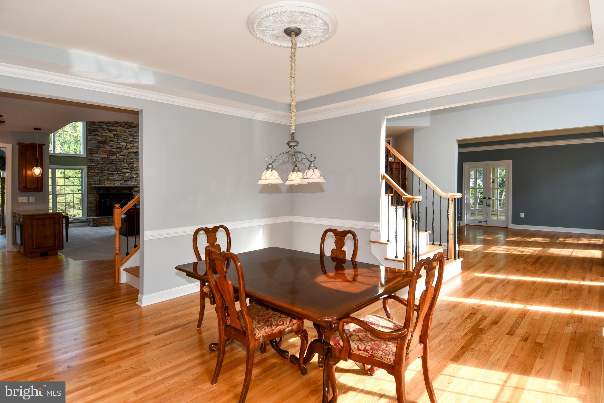 EAGLE POINTE - Residential