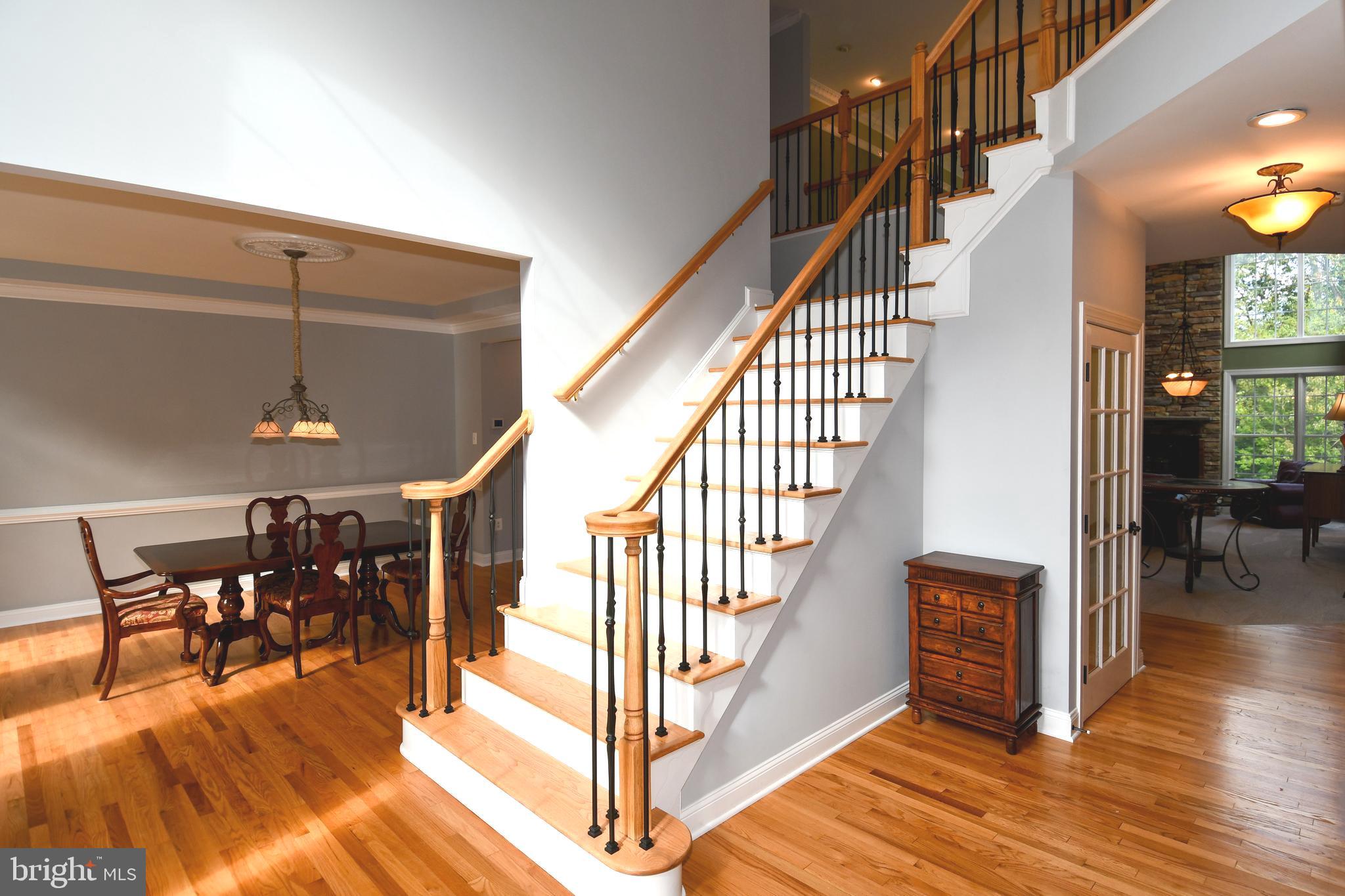 EAGLE POINTE - Residential