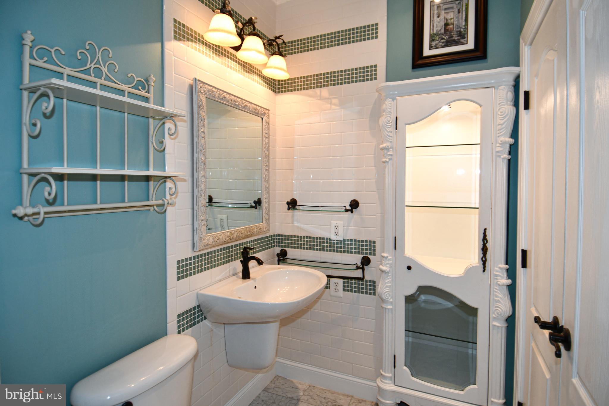 EAGLE POINTE - Residential