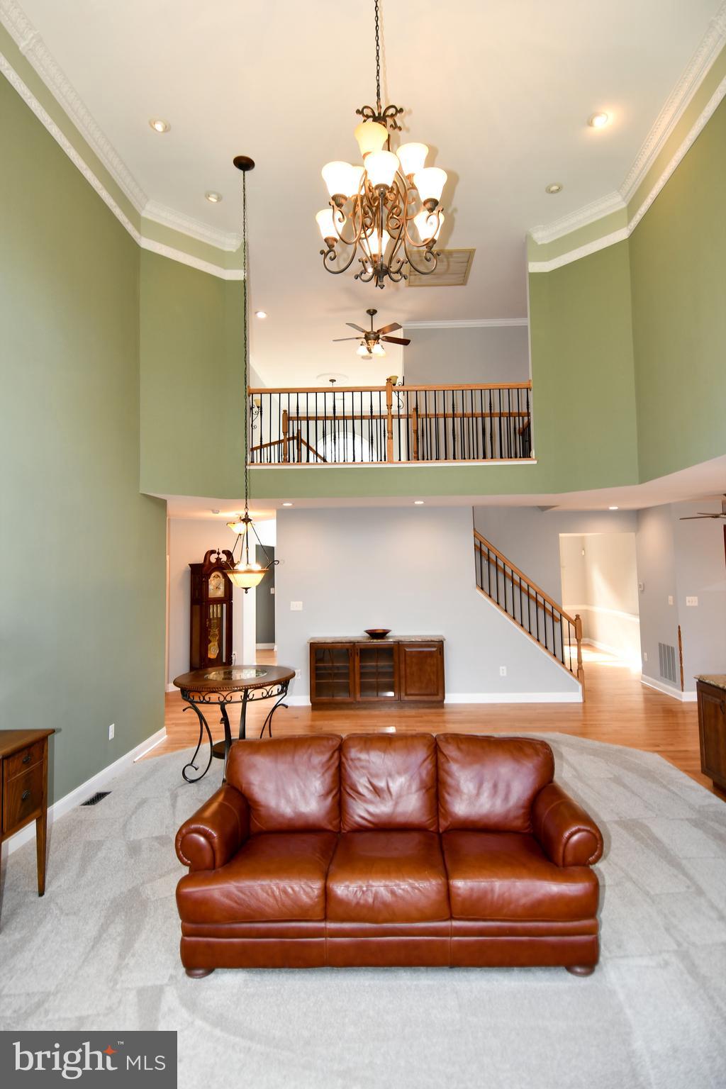 EAGLE POINTE - Residential