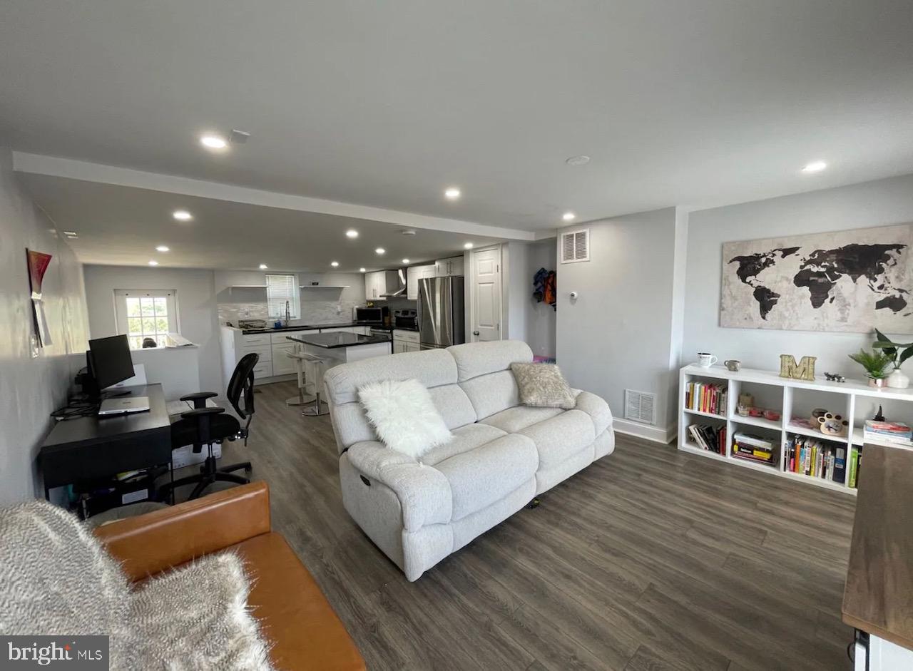 SHARSWOOD - Residential Income