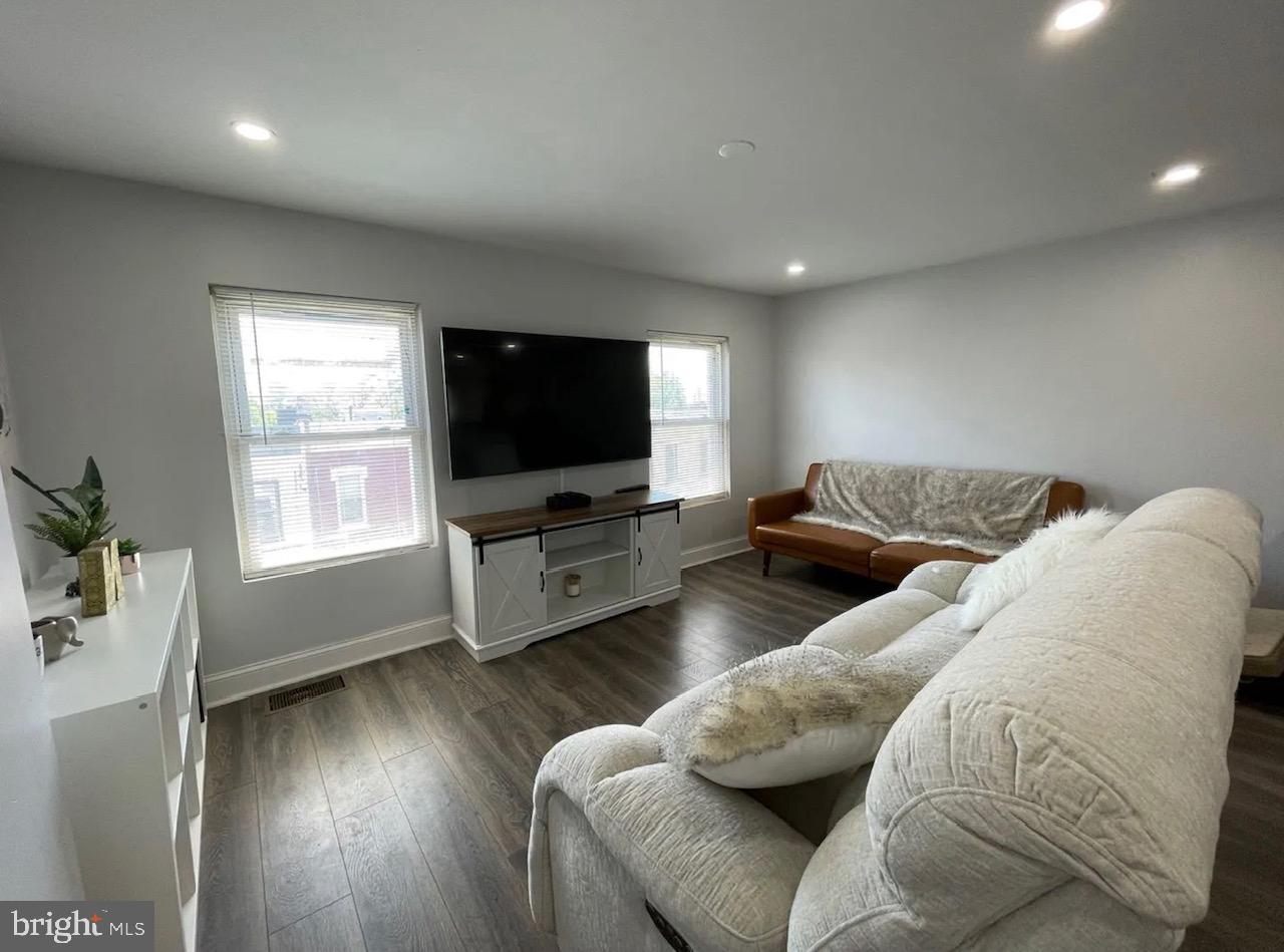 SHARSWOOD - Residential Income