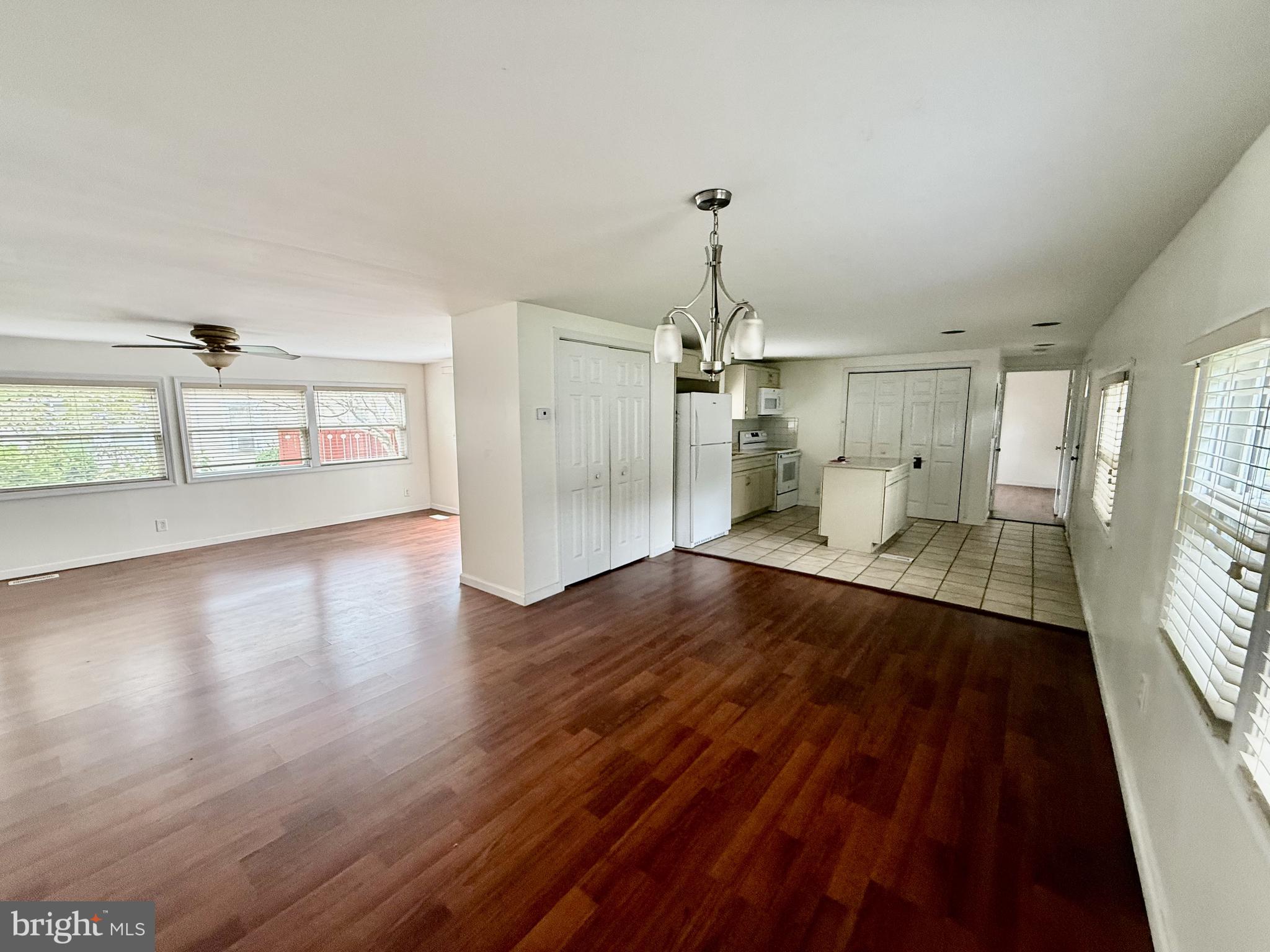 CAMELOT MHP - Residential