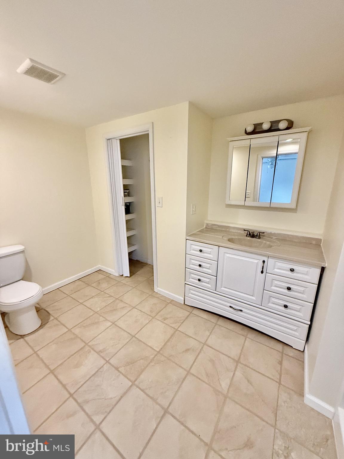 CAMELOT MHP - Residential