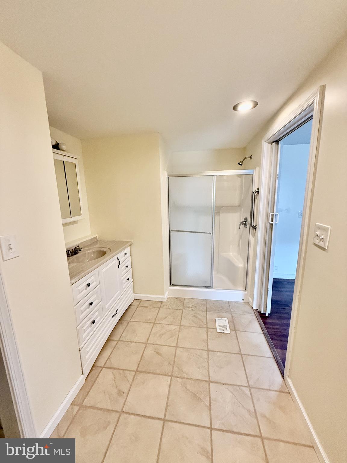 CAMELOT MHP - Residential