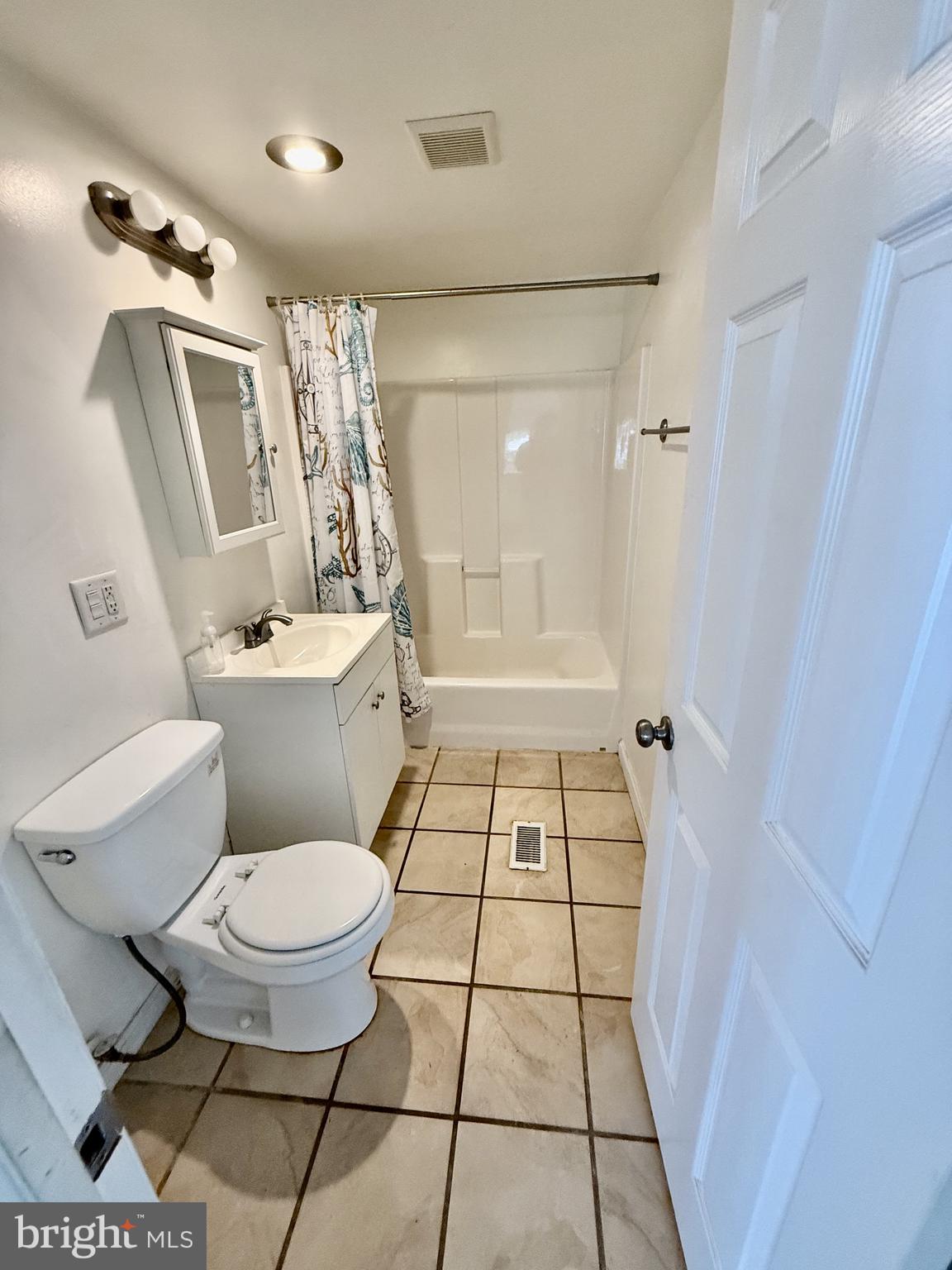 CAMELOT MHP - Residential