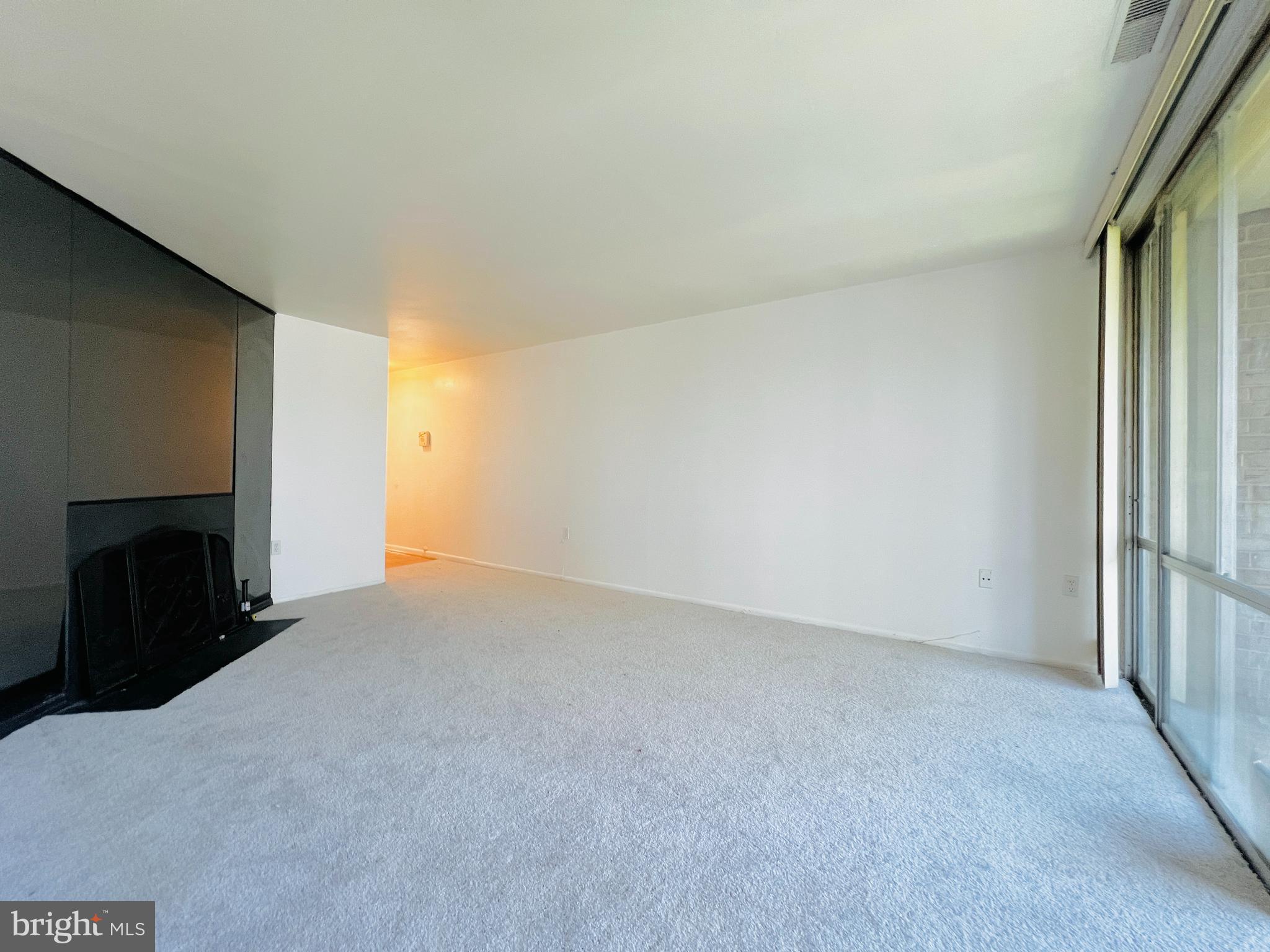 CHELSEA WOODS COURTS - Residential