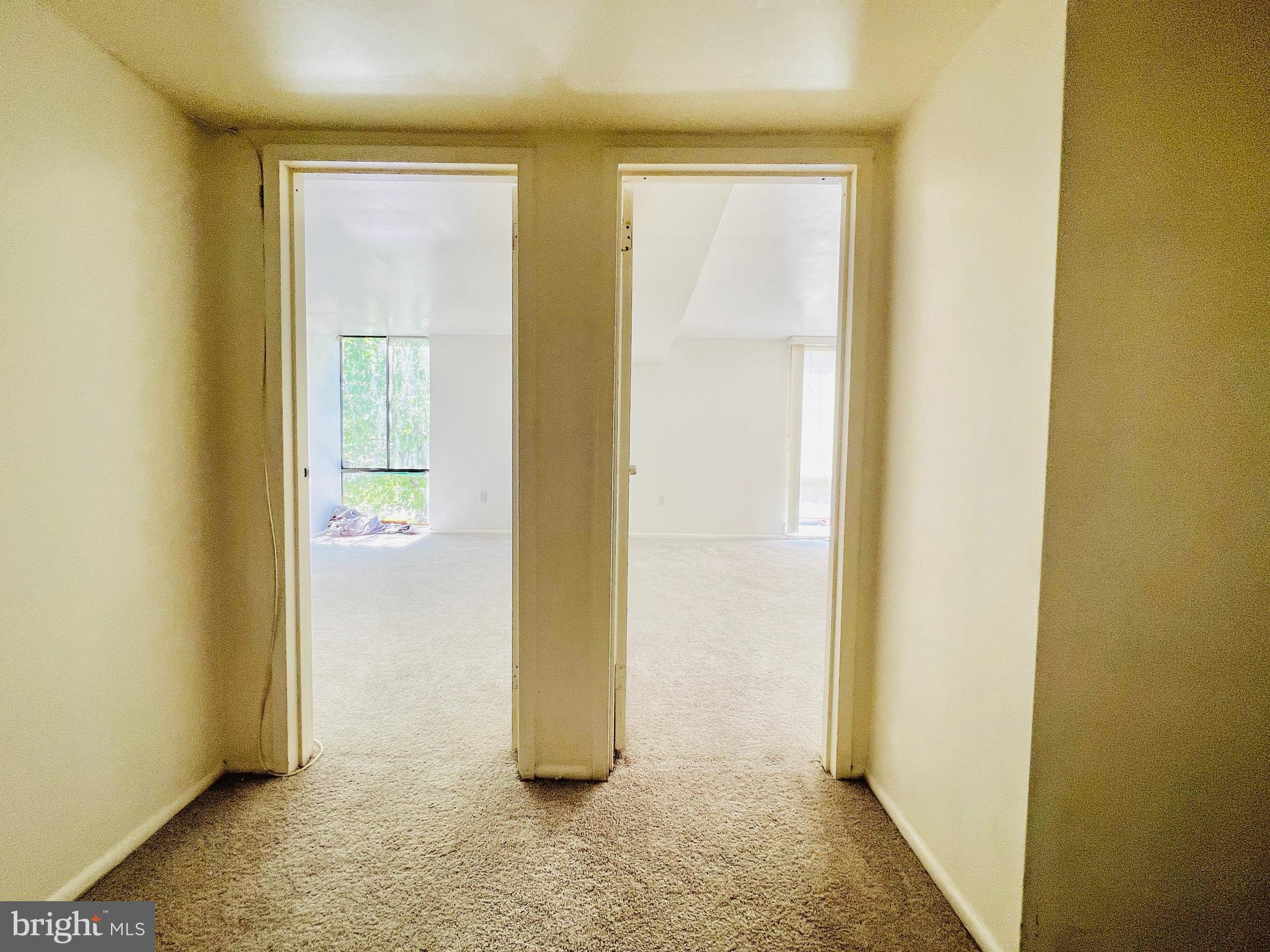 CHELSEA WOODS COURTS - Residential