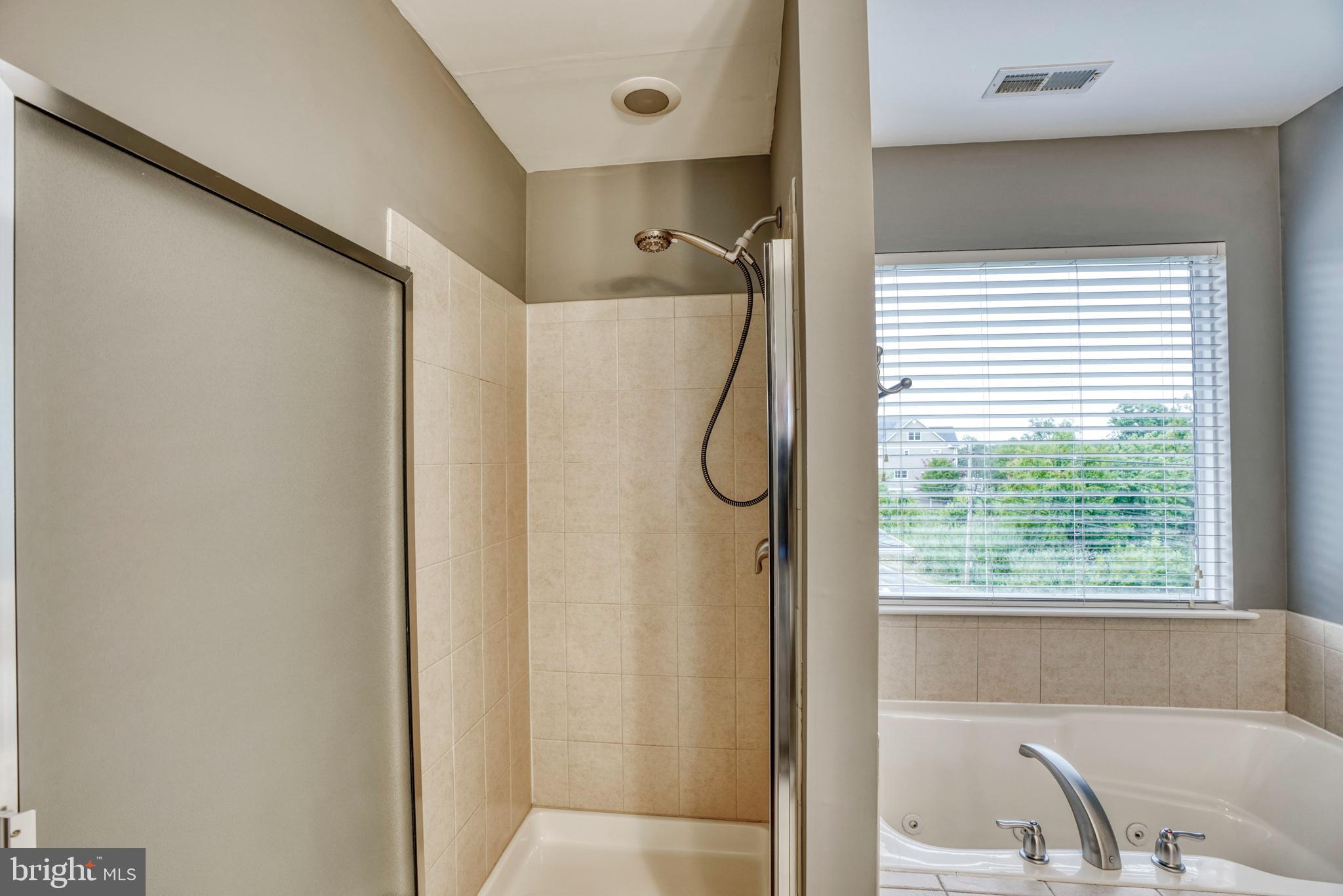 NORTH POINT TERRACE - Residential